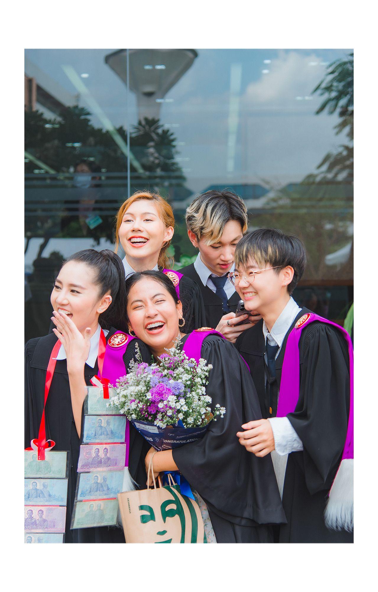 ผลงานรับปริญญา มหาวิทยาลัยธรรมศาสตร์ โดย KKungPhotoGraphy ภาพที่ 7