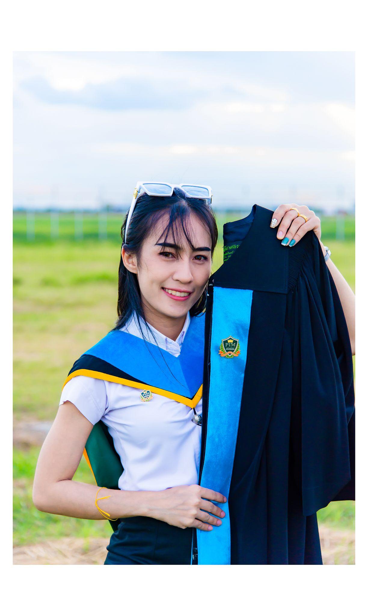 ผลงานรับปริญญา สถาบันการจัดการปัญญาภิวัฒน์ โดย KKungPhotoGraphy ภาพที่ 2