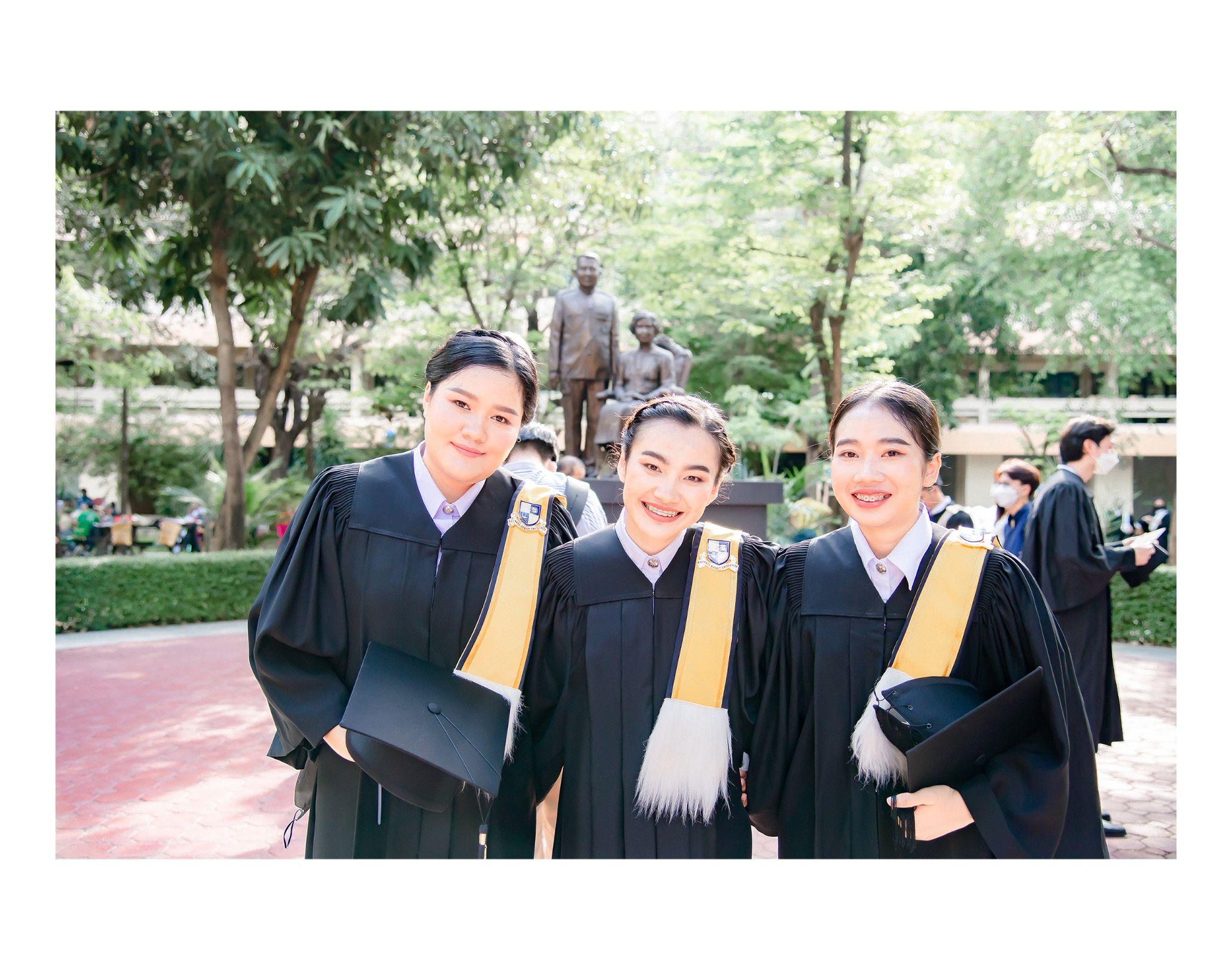 ผลงานรับปริญญา มหาวิทยาลัยรัตนบัณฑิต โดย KKungPhotoGraphy ภาพที่ 10