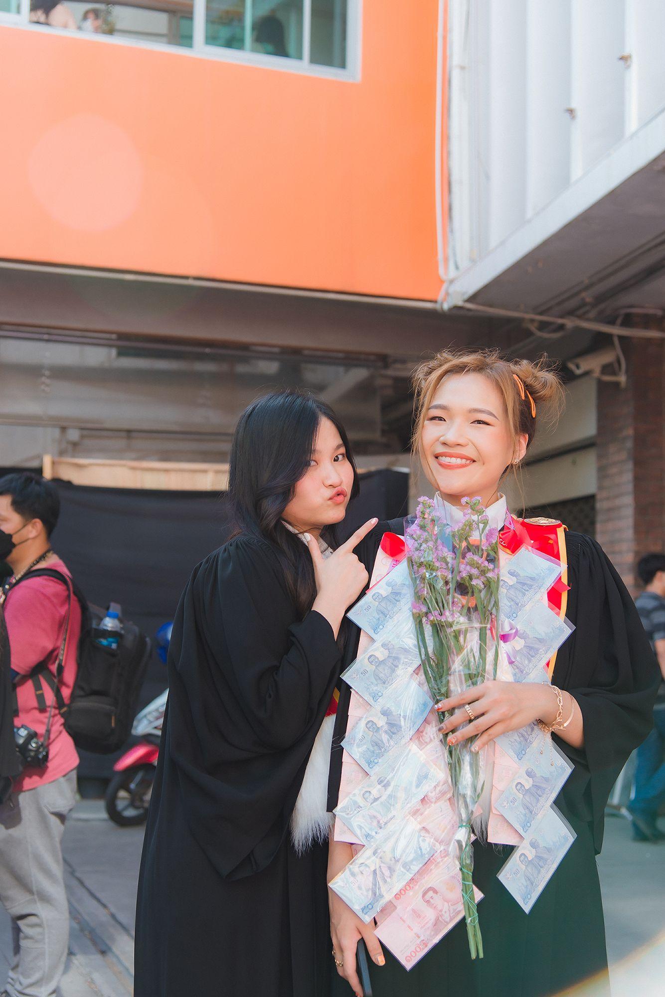 ผลงานรับปริญญา มหาวิทยาลัยธรรมศาสตร์ โดย KKungPhotoGraphy ภาพที่ 14