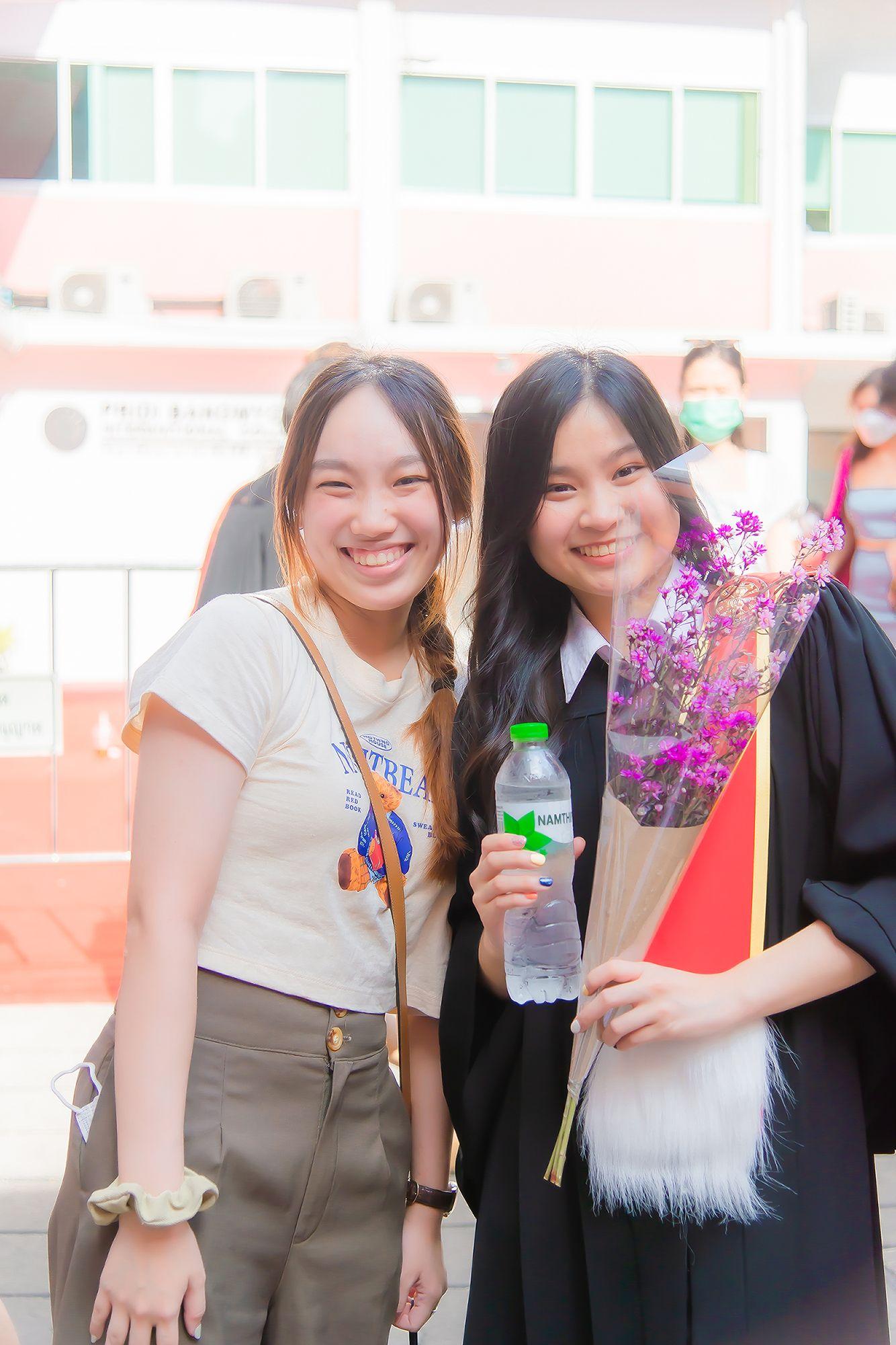 ผลงานรับปริญญา มหาวิทยาลัยธรรมศาสตร์ โดย KKungPhotoGraphy ภาพที่ 13