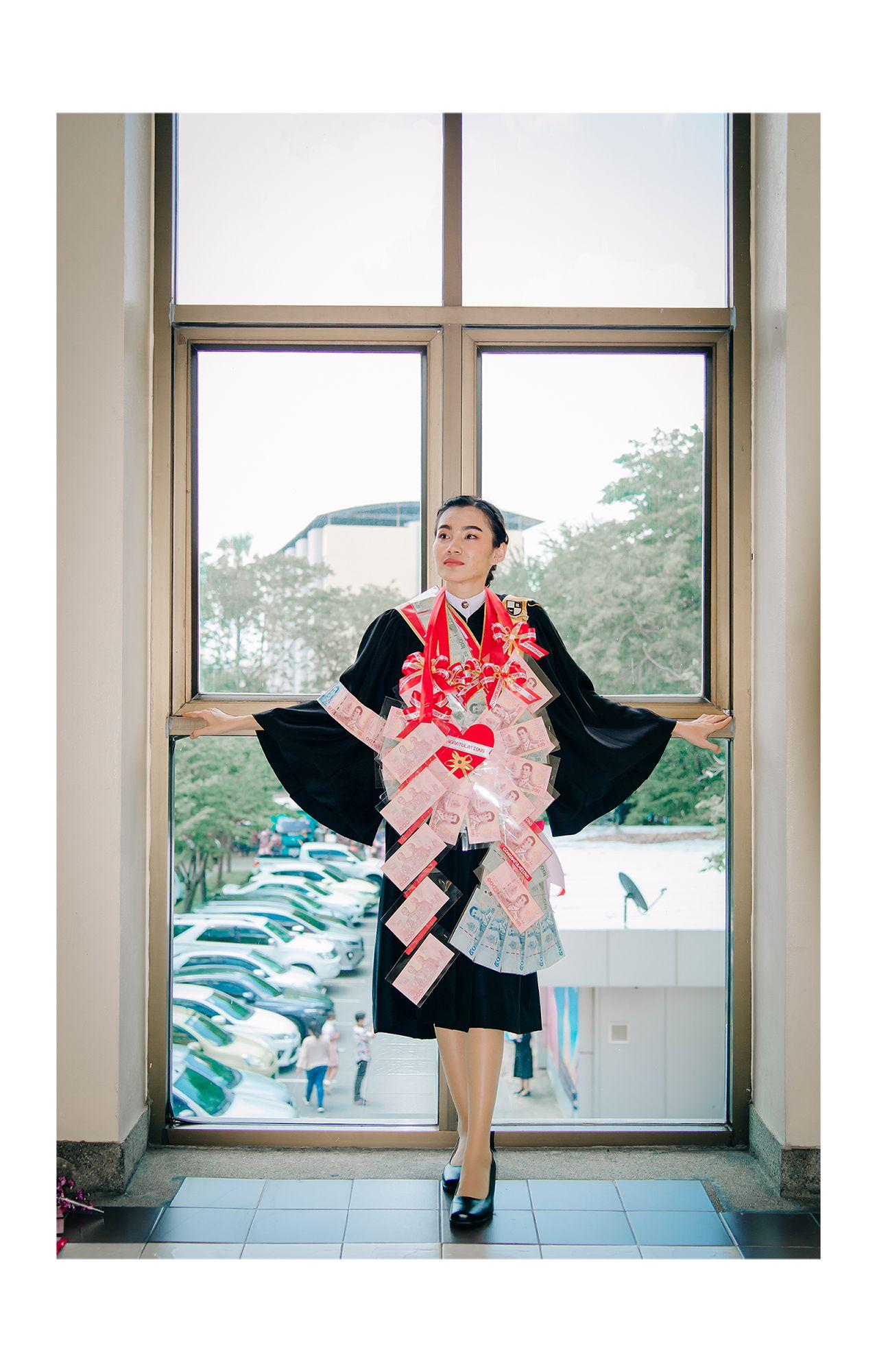 ผลงานรับปริญญา มหาวิทยาลัยรัตนบัณฑิต โดย KKungPhotoGraphy ภาพที่ 19