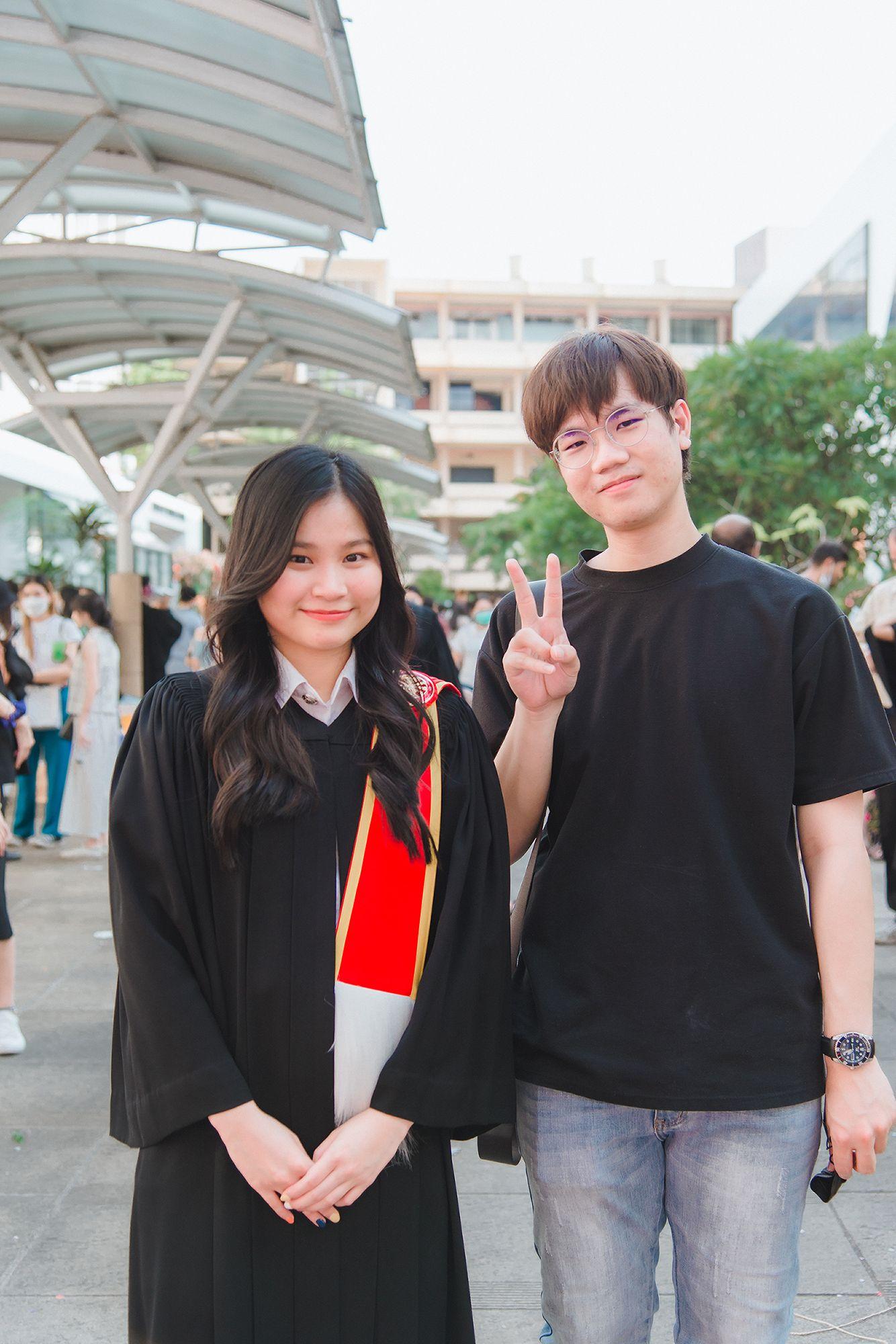 ผลงานรับปริญญา มหาวิทยาลัยธรรมศาสตร์ โดย KKungPhotoGraphy ภาพที่ 20