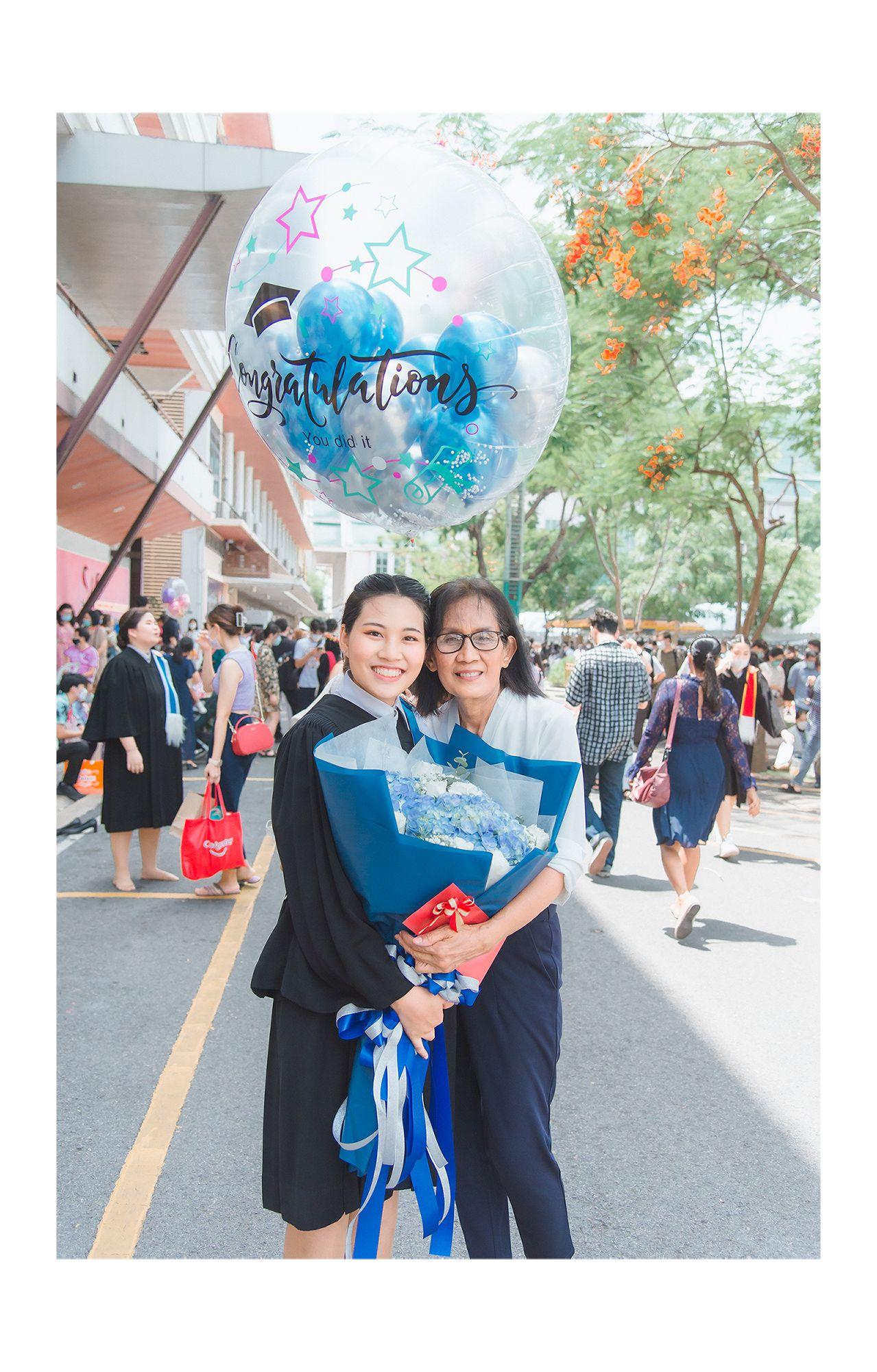 ผลงานรับปริญญา มหาวิทยาลัยธรรมศาสตร์ โดย KKungPhotoGraphy ภาพที่ 9