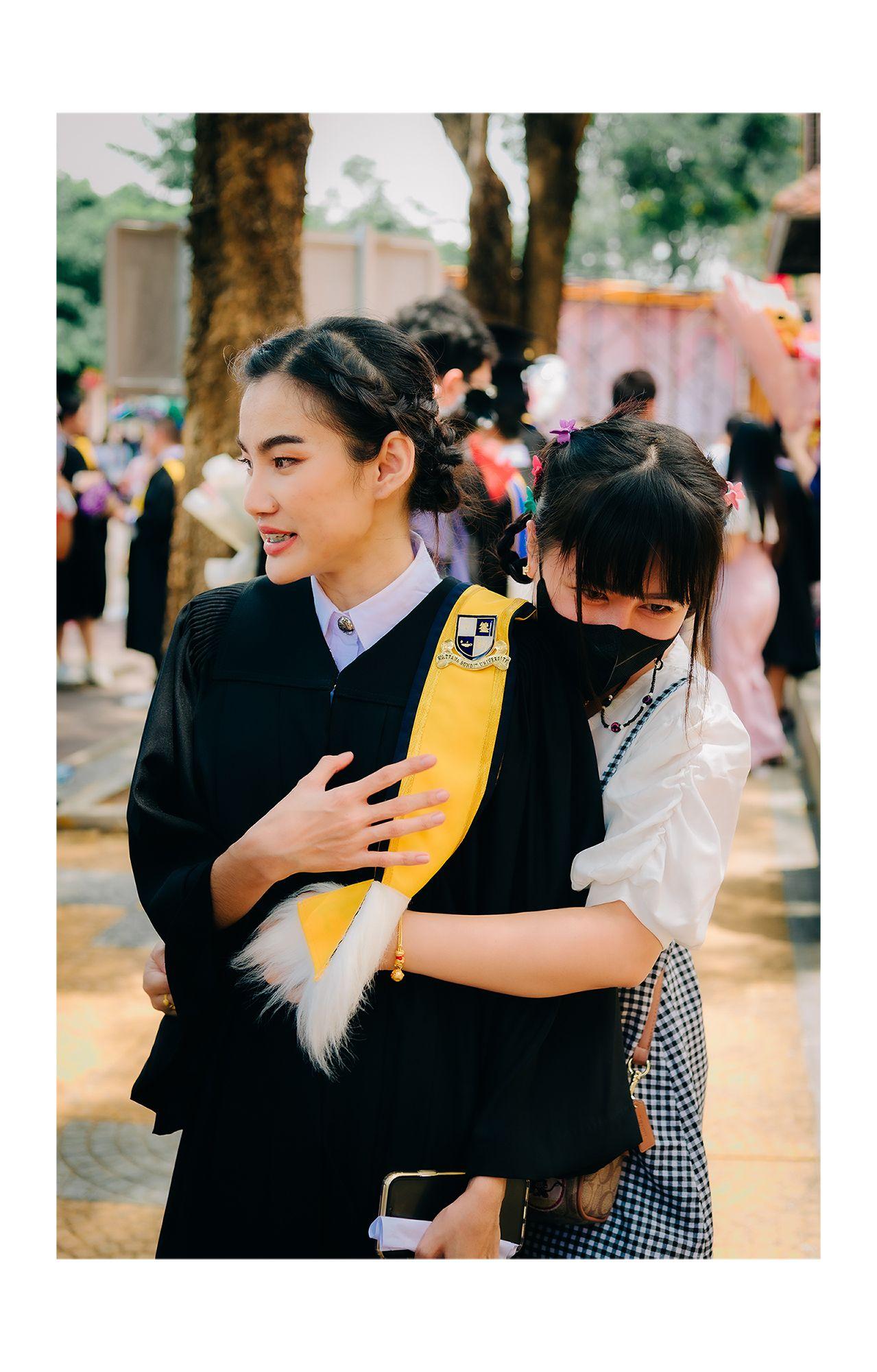 ผลงานรับปริญญา มหาวิทยาลัยรัตนบัณฑิต โดย KKungPhotoGraphy ภาพที่ 3