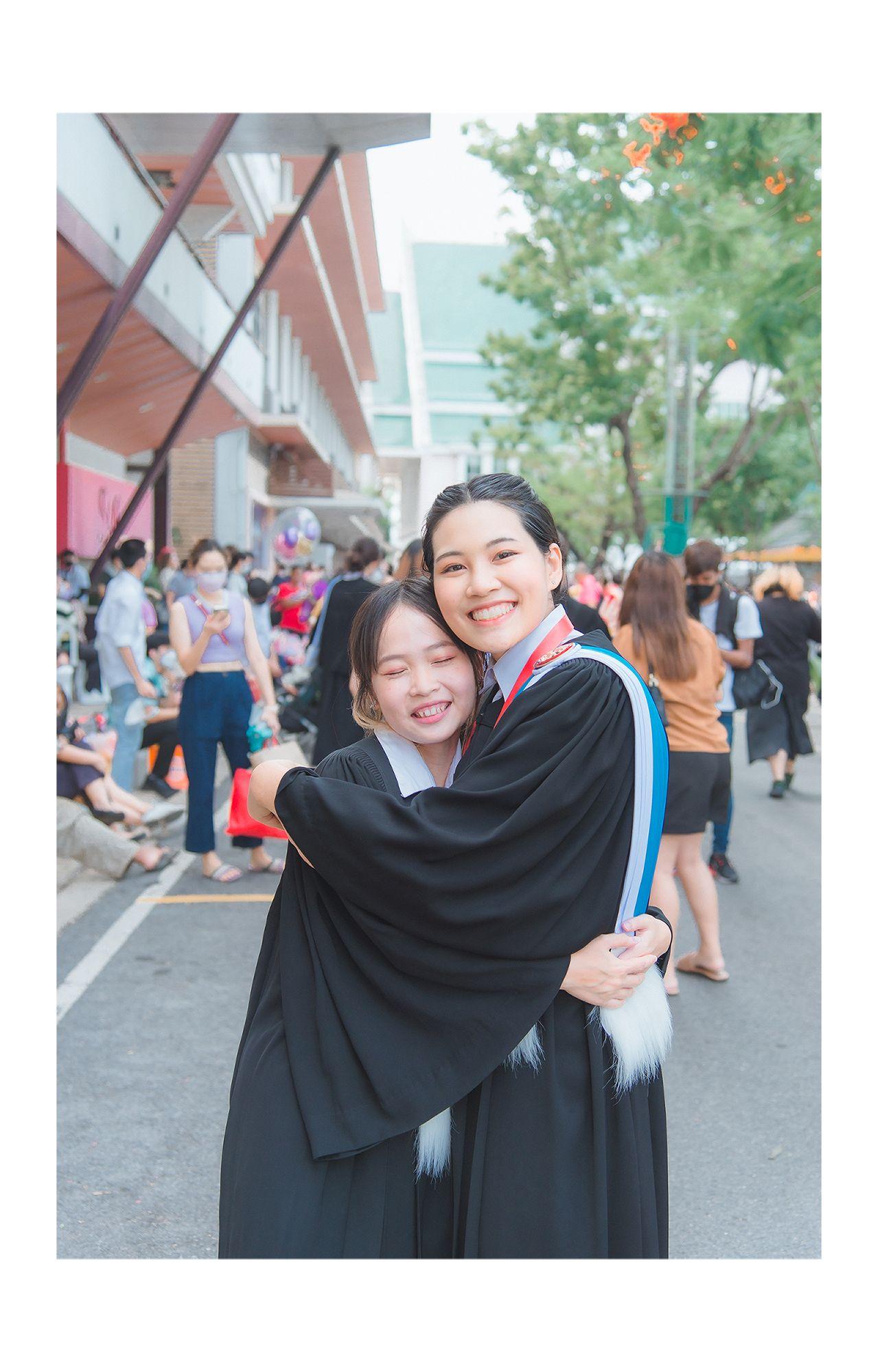 ผลงานรับปริญญา มหาวิทยาลัยธรรมศาสตร์ โดย KKungPhotoGraphy ภาพที่ 6