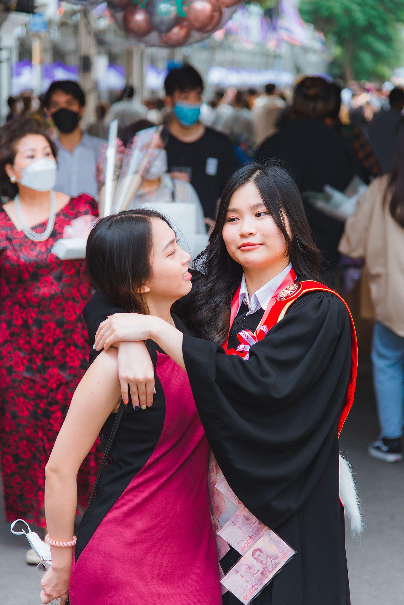 ผลงานรับปริญญา มหาวิทยาลัยธรรมศาสตร์ โดย KKungPhotoGraphy ภาพที่ 5