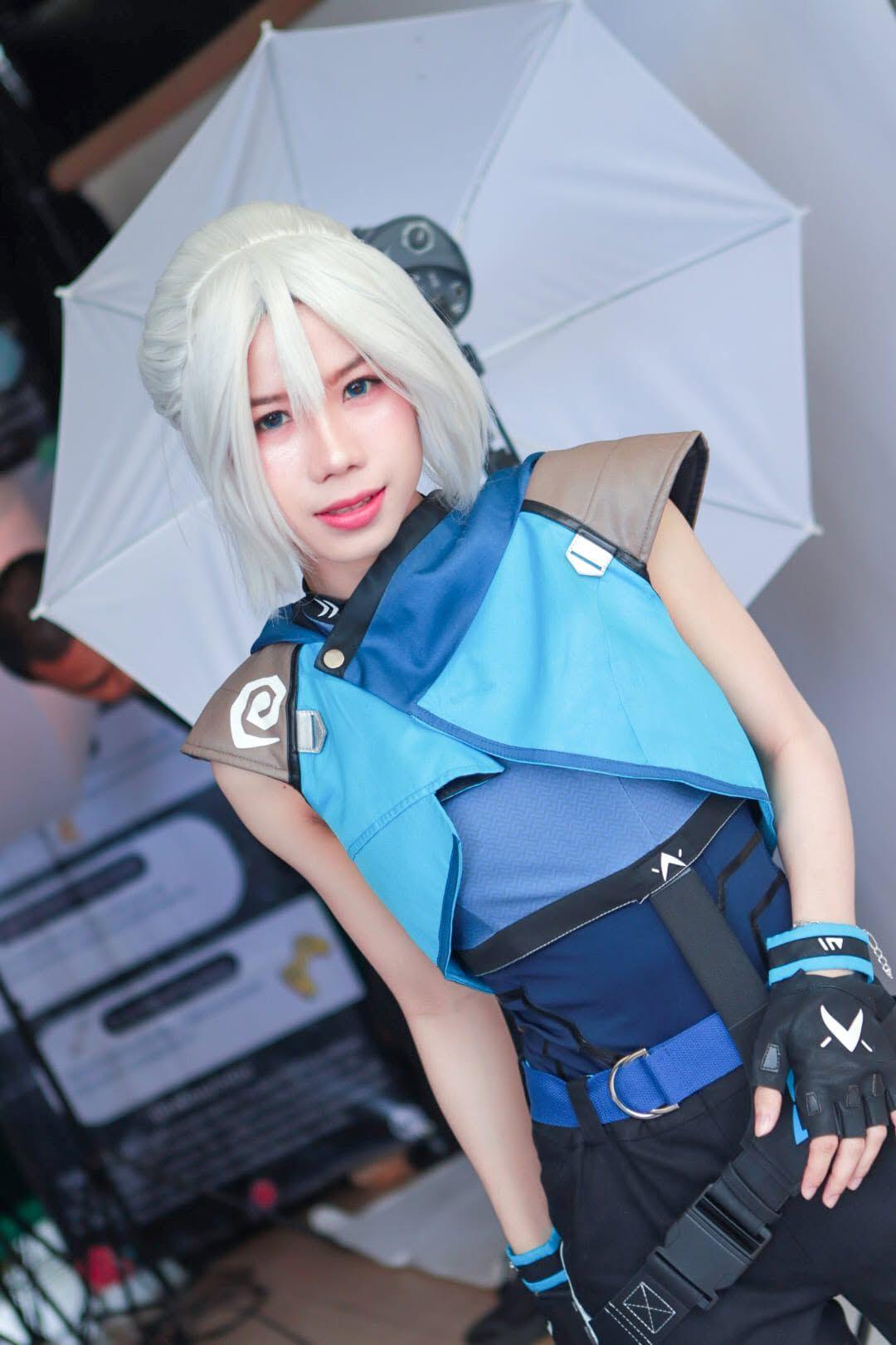 ผลงานรับปริญญา โดย Clover Studio ภาพที่ 3