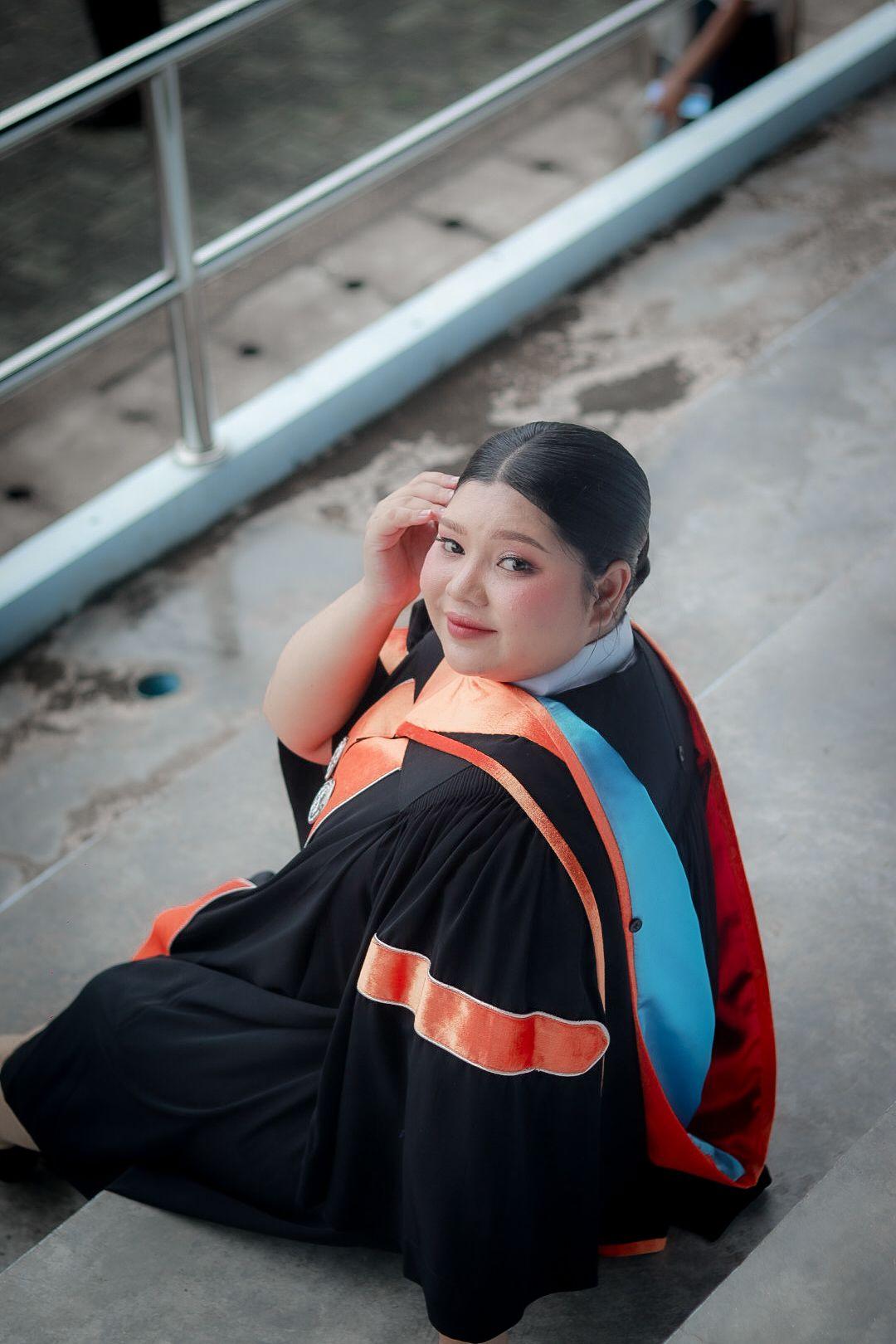 ผลงานรับปริญญา โดย Clover Studio ภาพที่ 16