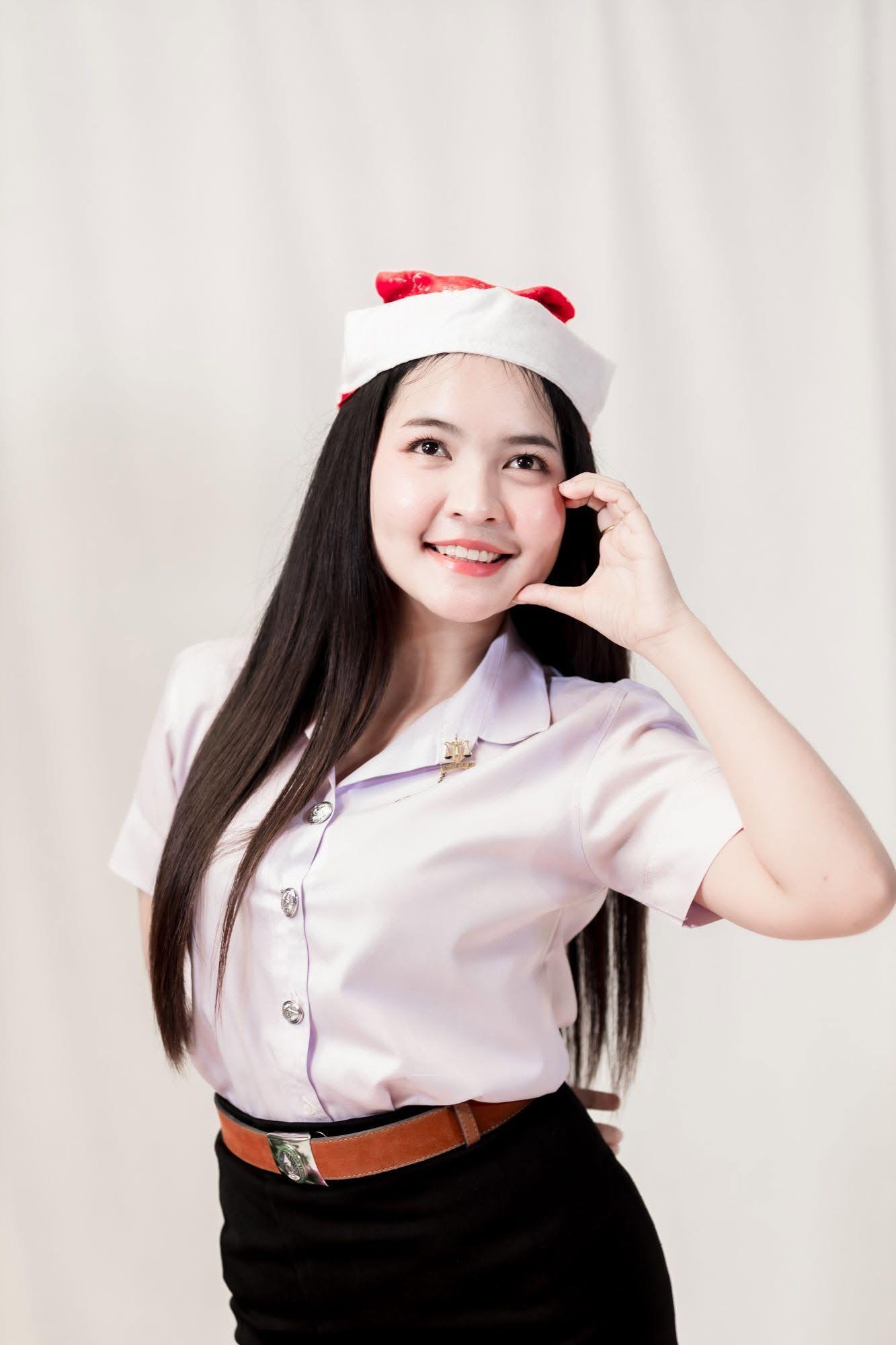 ผลงานรับปริญญา โดย Clover Studio ภาพที่ 4