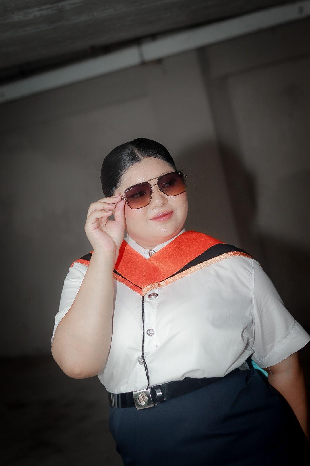 ผลงานรับปริญญา โดย Clover Studio ภาพที่ 11