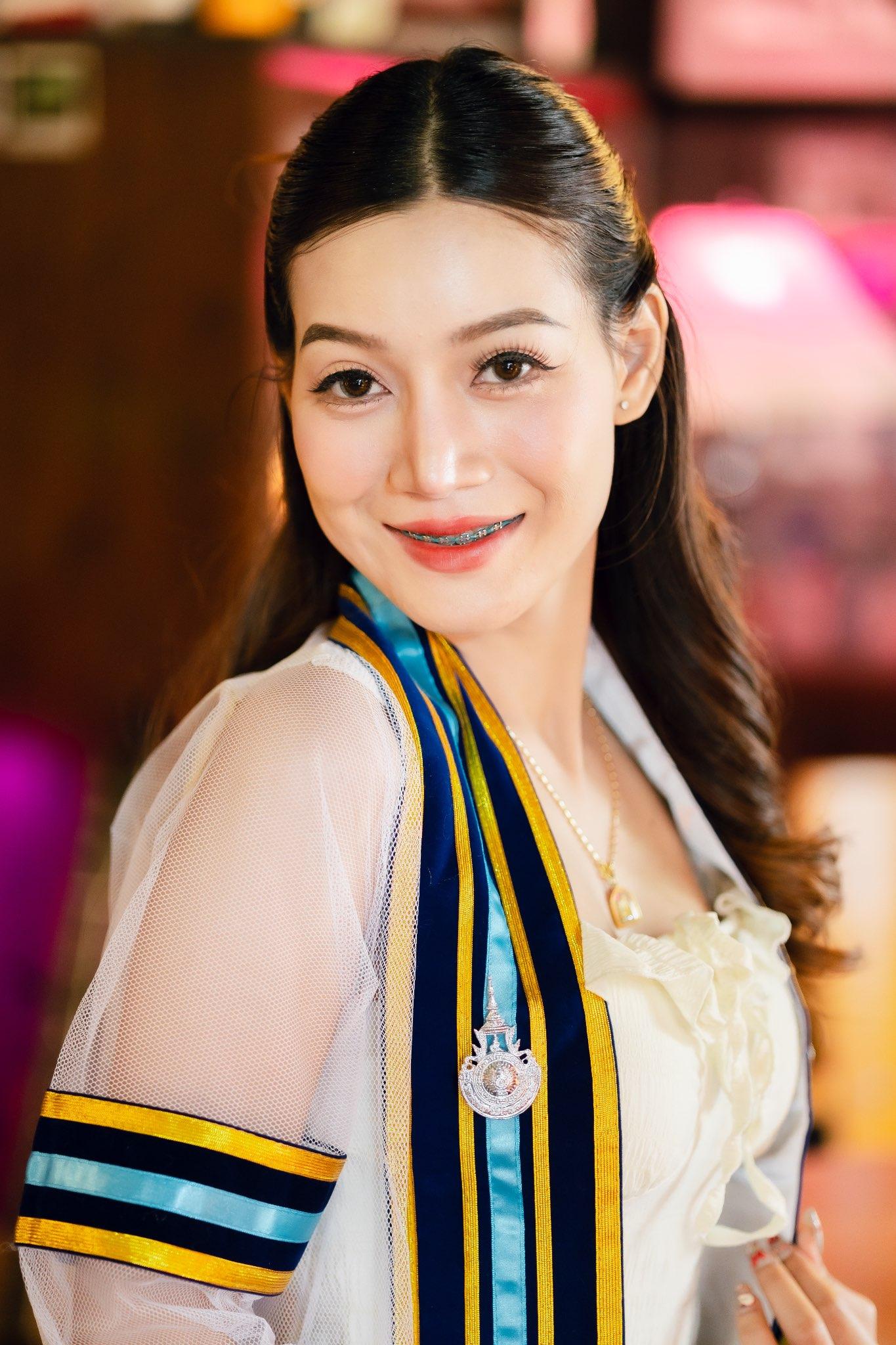 ผลงานรับปริญญา มหาวิทยาลัยเทคโนโลยีราชมงคลรัตนโกสินทร์ โดย S.P.Photographer ภาพที่ 6