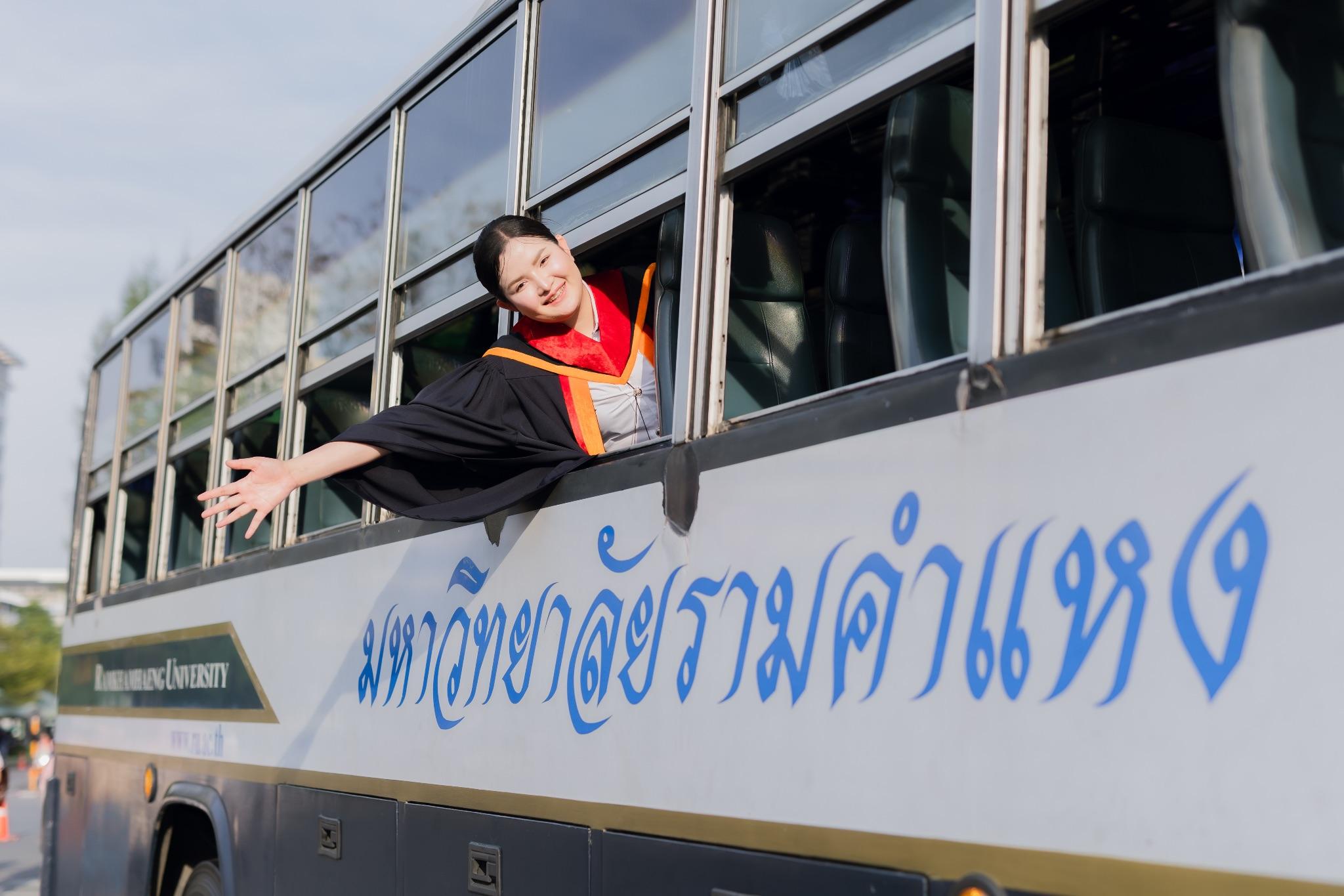 ผลงานรับปริญญา มหาวิทยาลัยรามคำแหง โดย S.P.Photographer ภาพที่ 10