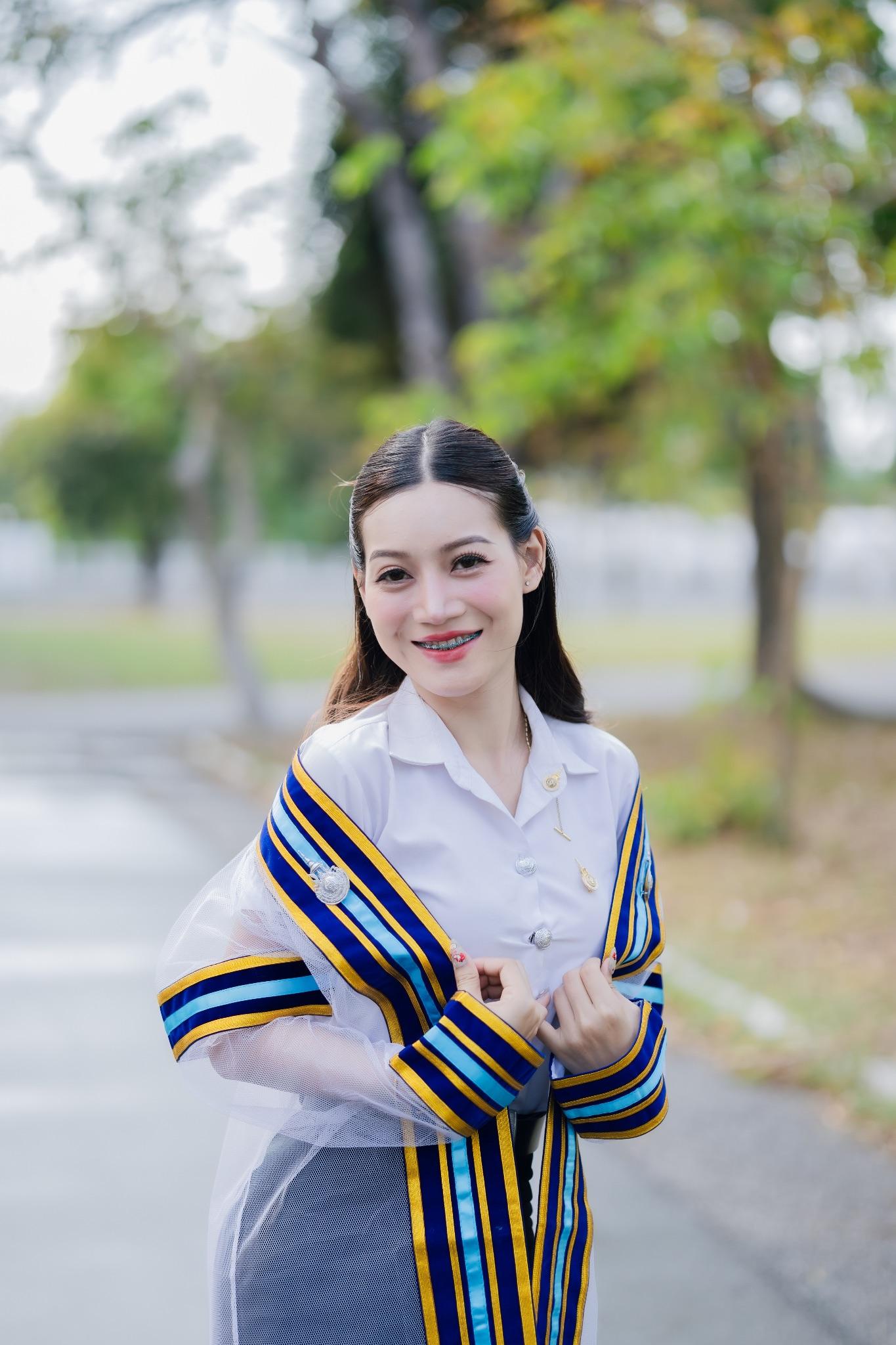 ผลงานรับปริญญา มหาวิทยาลัยเทคโนโลยีราชมงคลรัตนโกสินทร์ โดย S.P.Photographer ภาพที่ 4