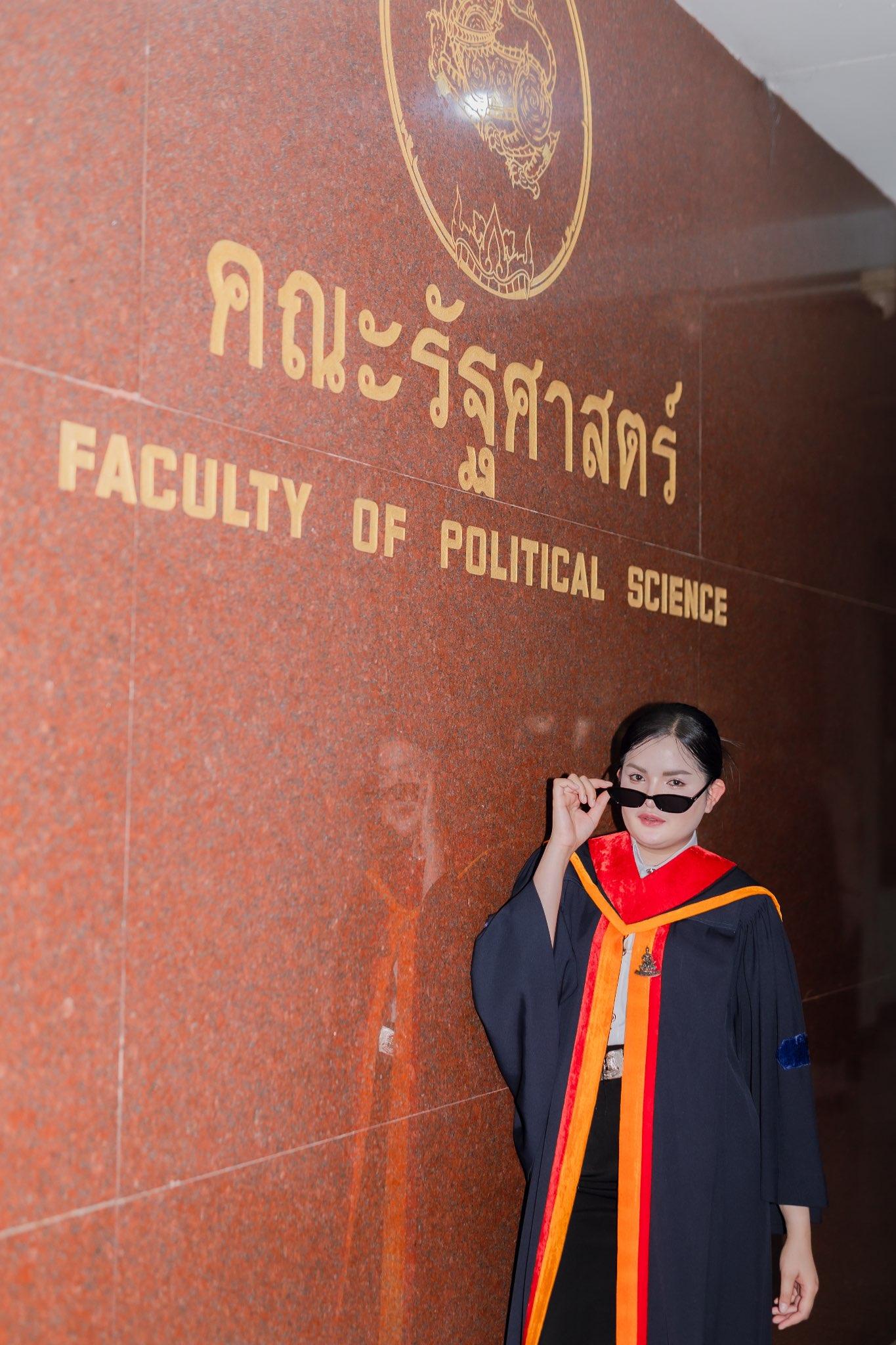 ผลงานรับปริญญา มหาวิทยาลัยรามคำแหง โดย S.P.Photographer ภาพที่ 1