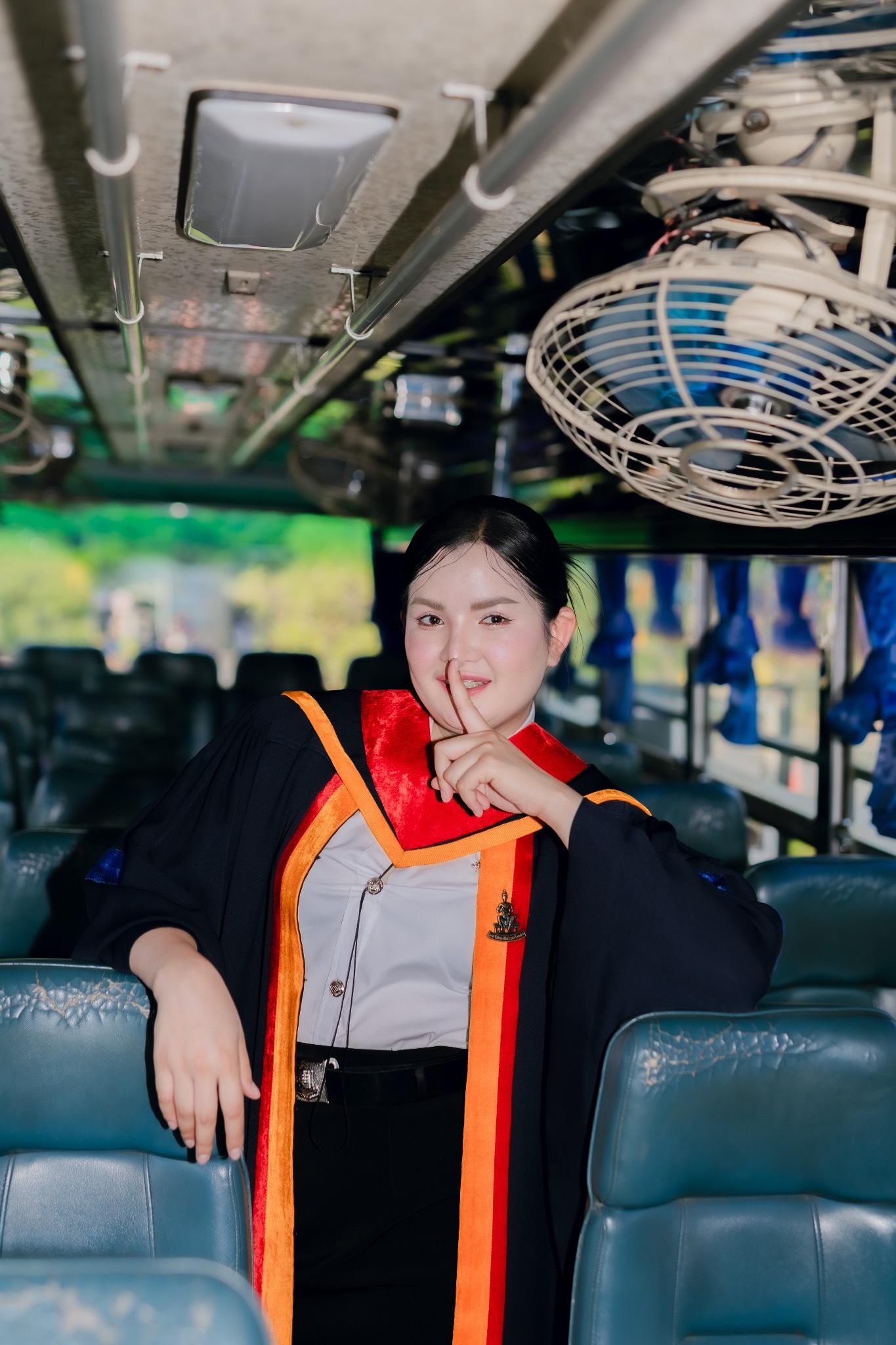 ผลงานรับปริญญา มหาวิทยาลัยรามคำแหง โดย S.P.Photographer ภาพที่ 4