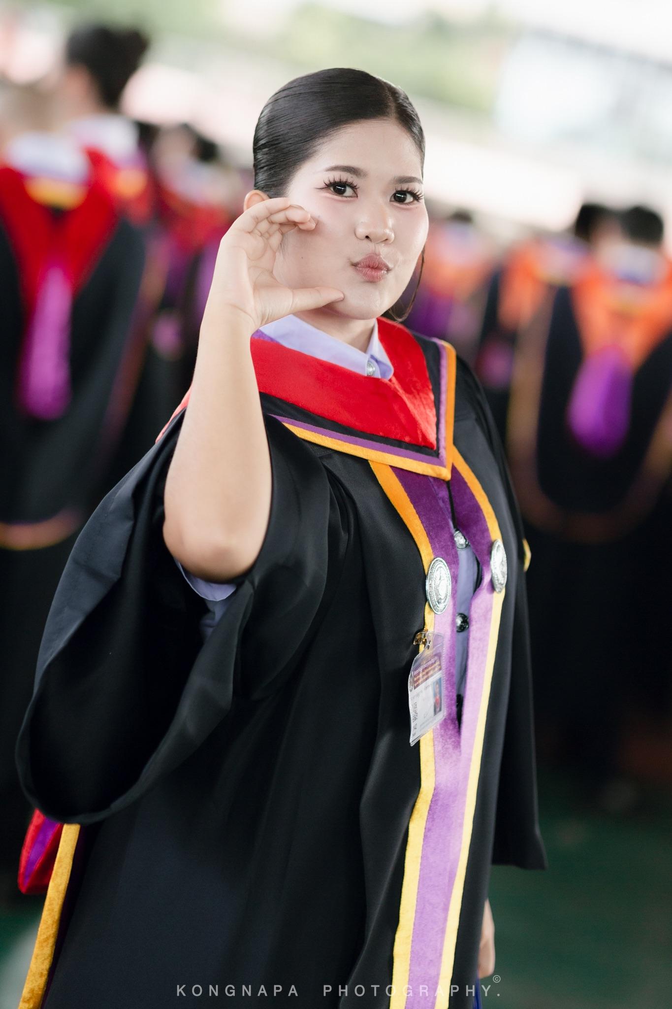 ผลงานรับปริญญา มหาวิทยาลัยราชภัฏบุรีรัมย์ โดย Knp.Gallery ภาพที่ 16