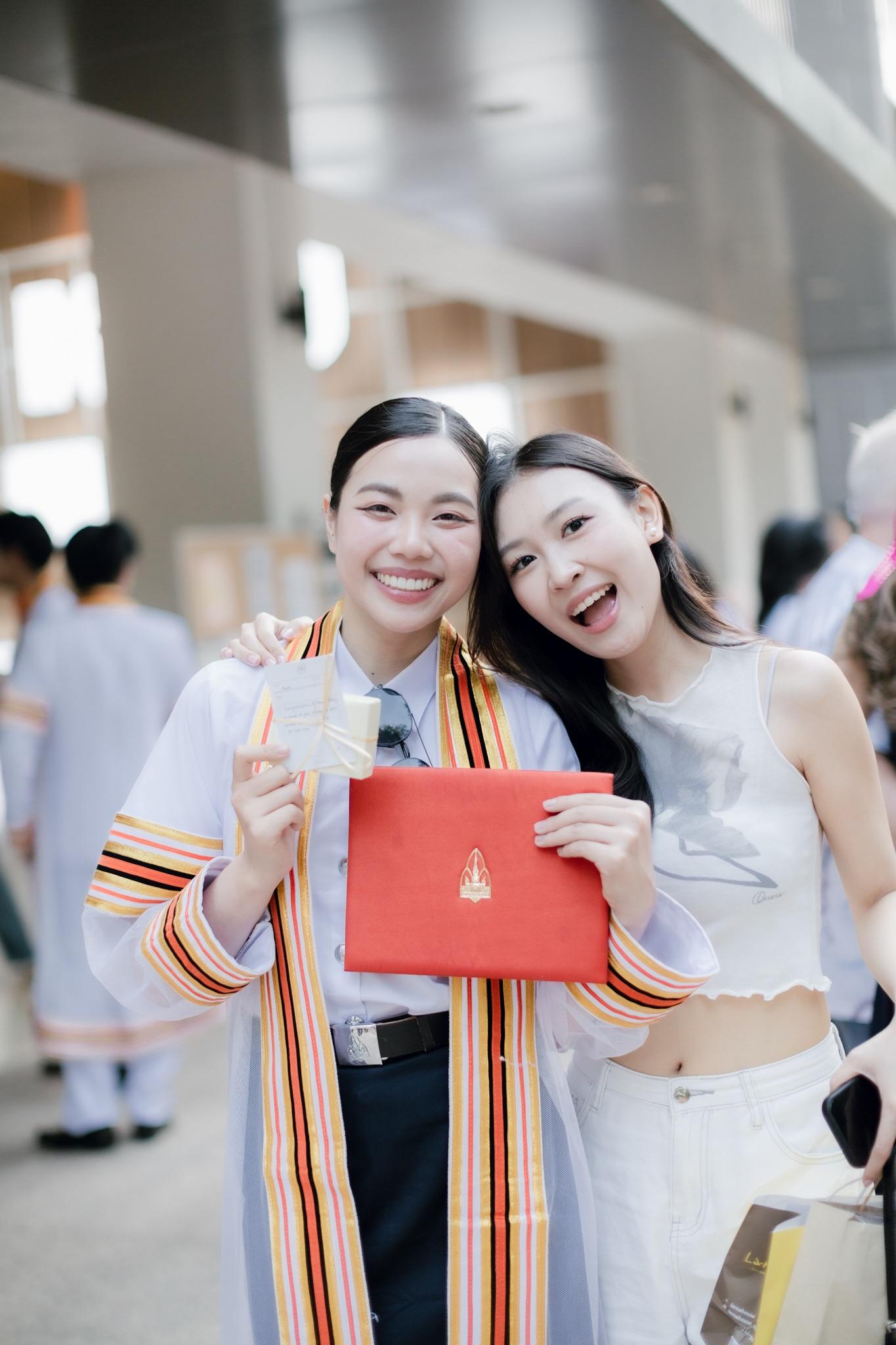 ผลงานรับปริญญา มหาวิทยาลัยขอนแก่น โดย Knp.Gallery ภาพที่ 1