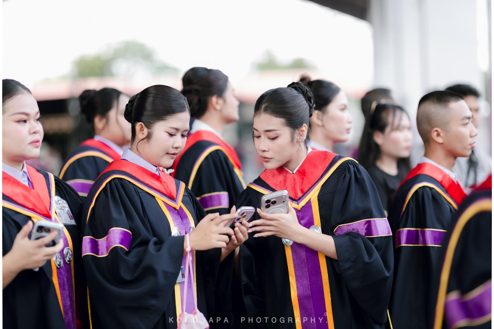 ผลงานรับปริญญา มหาวิทยาลัยราชภัฏบุรีรัมย์ โดย Knp.Gallery ภาพที่ 10