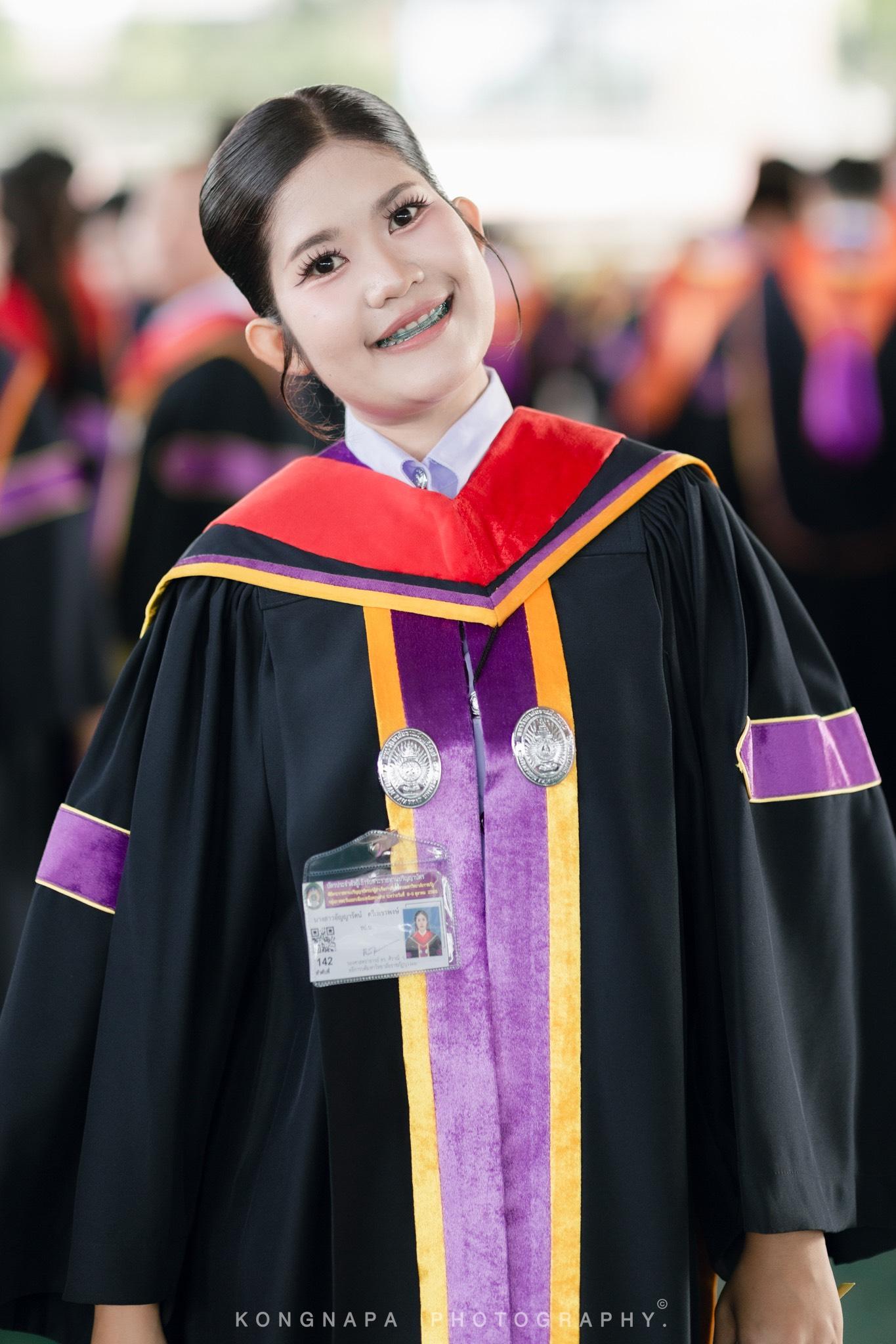 ผลงานรับปริญญา มหาวิทยาลัยราชภัฏบุรีรัมย์ โดย Knp.Gallery ภาพที่ 17