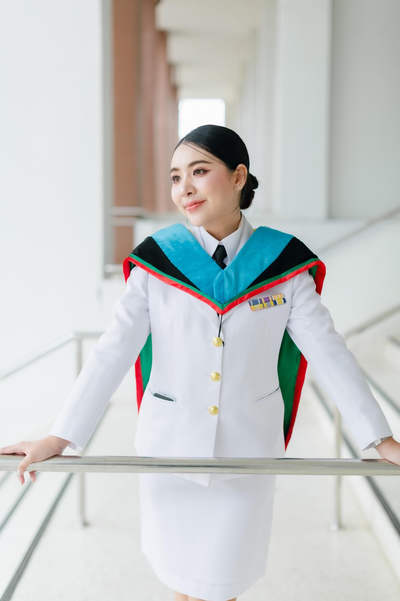 ผลงานรับปริญญา มหาวิทยาลัยราชภัฏมหาสารคาม โดย Knp.Gallery ภาพที่ 1