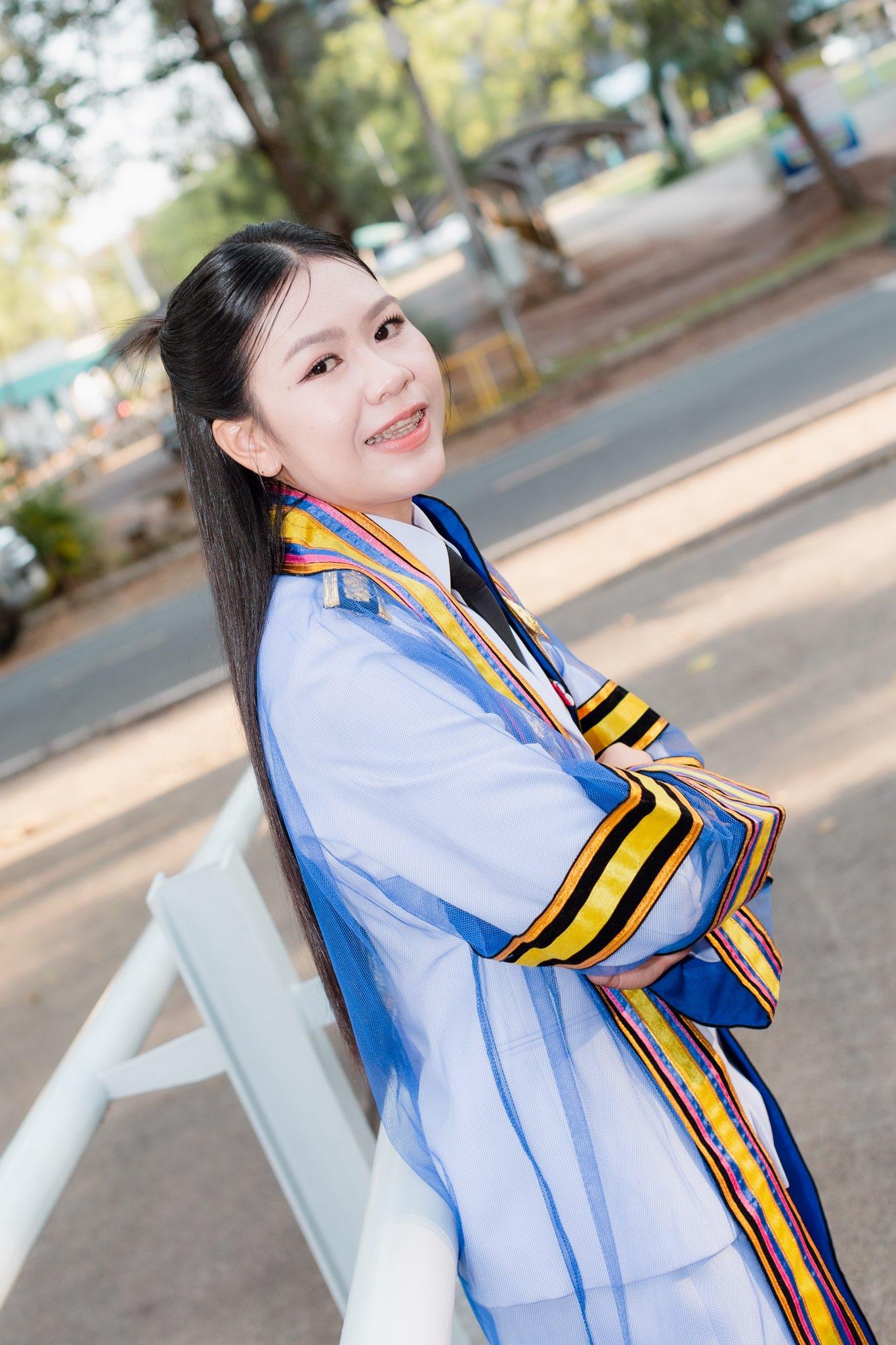 ผลงานรับปริญญา มหาวิทยาลัยอุบลราชธานี โดย Knp.Gallery ภาพที่ 13