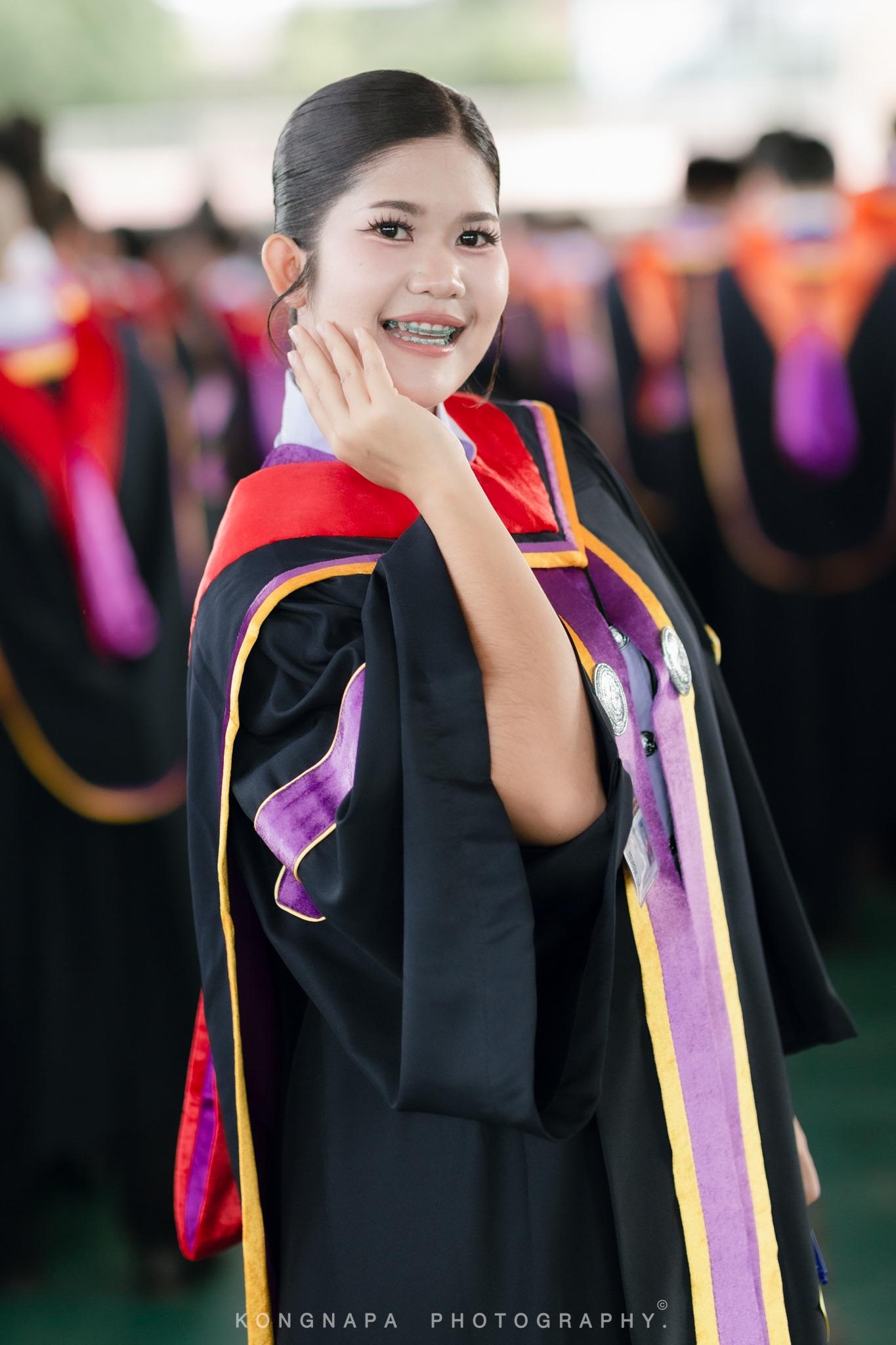 ผลงานรับปริญญา มหาวิทยาลัยราชภัฏบุรีรัมย์ โดย Knp.Gallery ภาพที่ 15