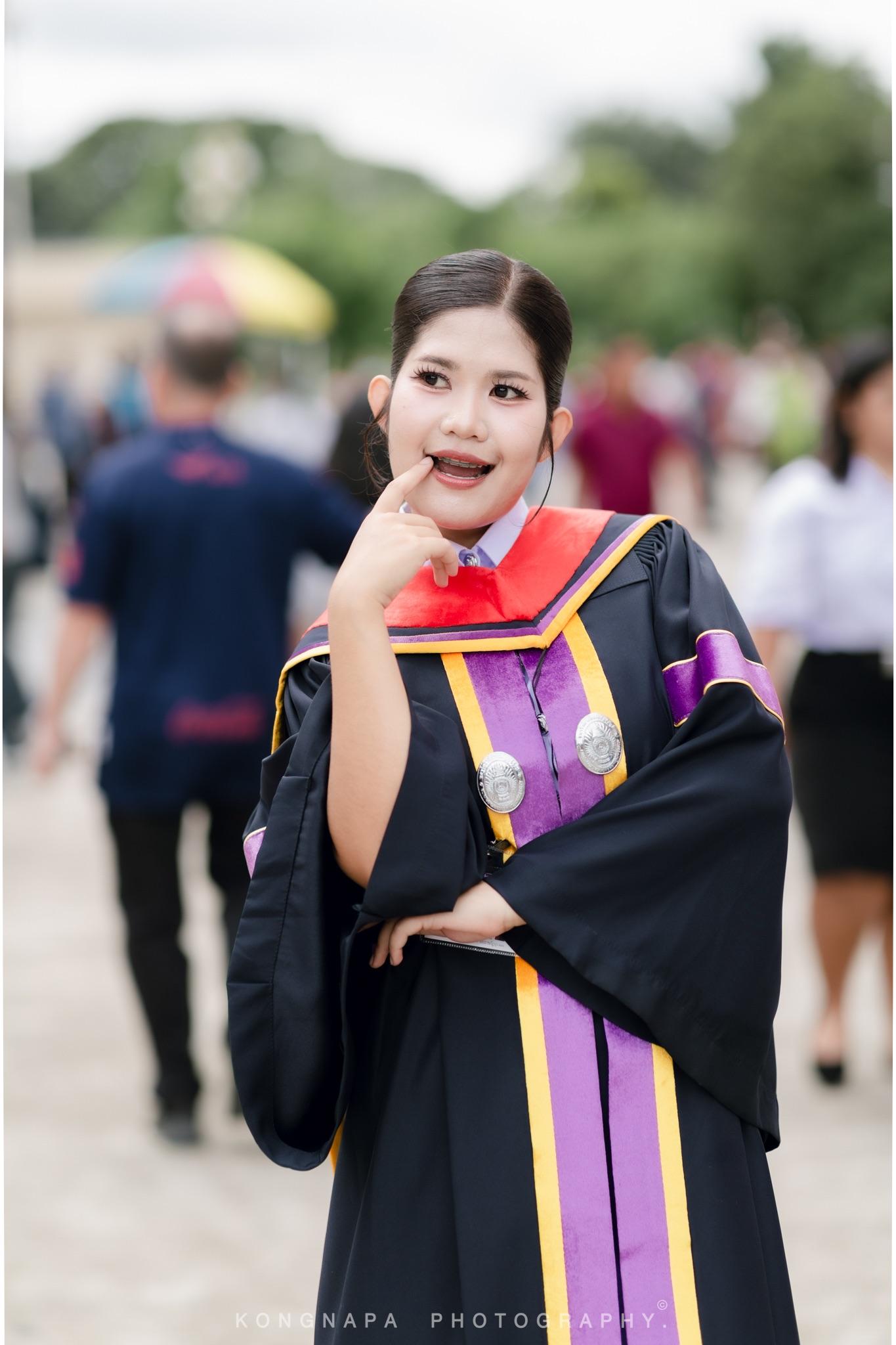 ผลงานรับปริญญา มหาวิทยาลัยราชภัฏบุรีรัมย์ โดย Knp.Gallery ภาพที่ 2