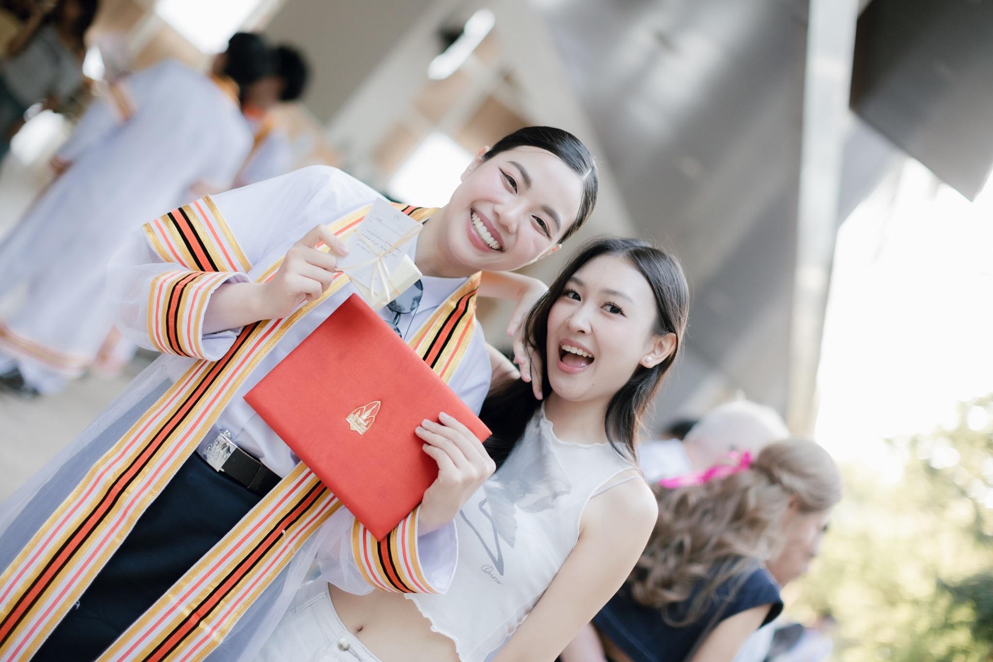 ผลงานรับปริญญา มหาวิทยาลัยขอนแก่น โดย Knp.Gallery ภาพที่ 4