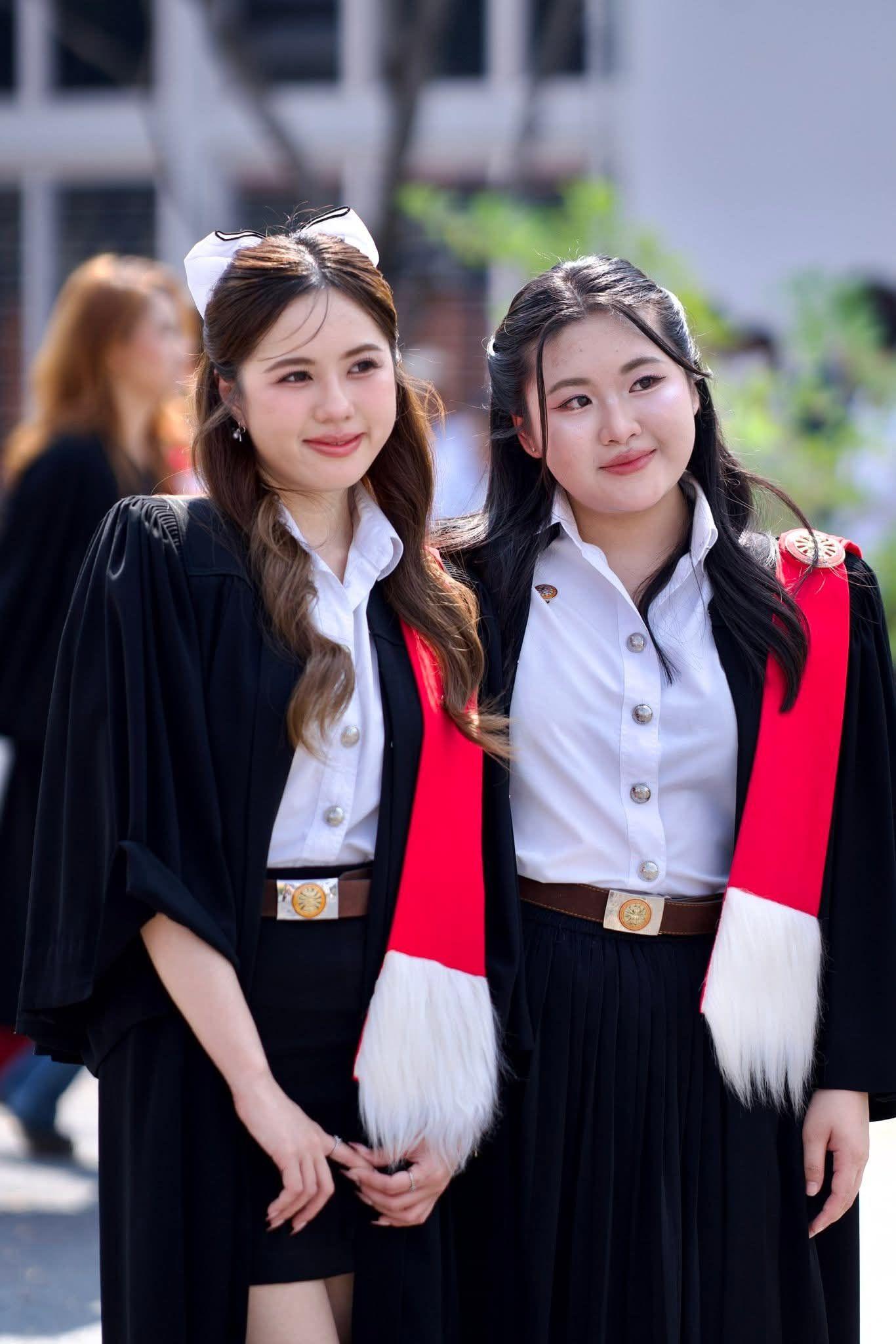 ผลงานรับปริญญา มหาวิทยาลัยธรรมศาสตร์ โดย Jedi photography ภาพที่ 5
