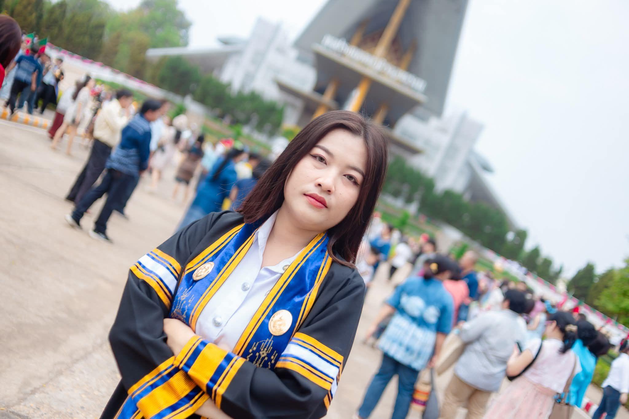 ผลงานรับปริญญา มหาวิทยาลัยราชภัฏสกลนคร โดย นิวถ่ายรูปให้หน่อย ภาพที่ 7