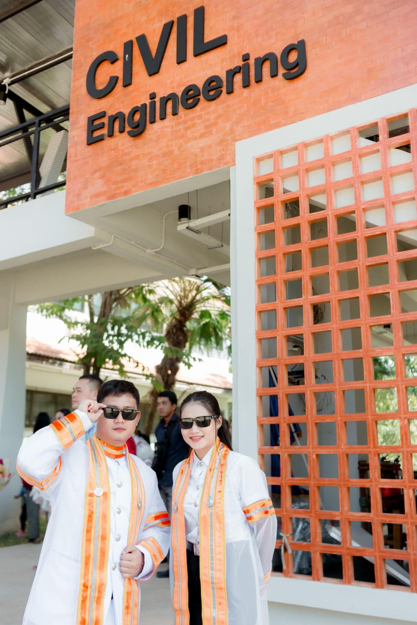 ผลงานรับปริญญา มหาวิทยาลัยเทคโนโลยีราชมงคลอีสาน โดย นิวถ่ายรูปให้หน่อย ภาพที่ 4