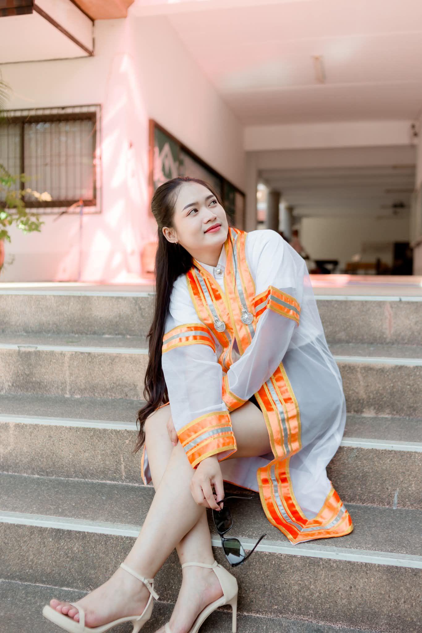 ผลงานรับปริญญา มหาวิทยาลัยเทคโนโลยีราชมงคลอีสาน โดย นิวถ่ายรูปให้หน่อย ภาพที่ 2