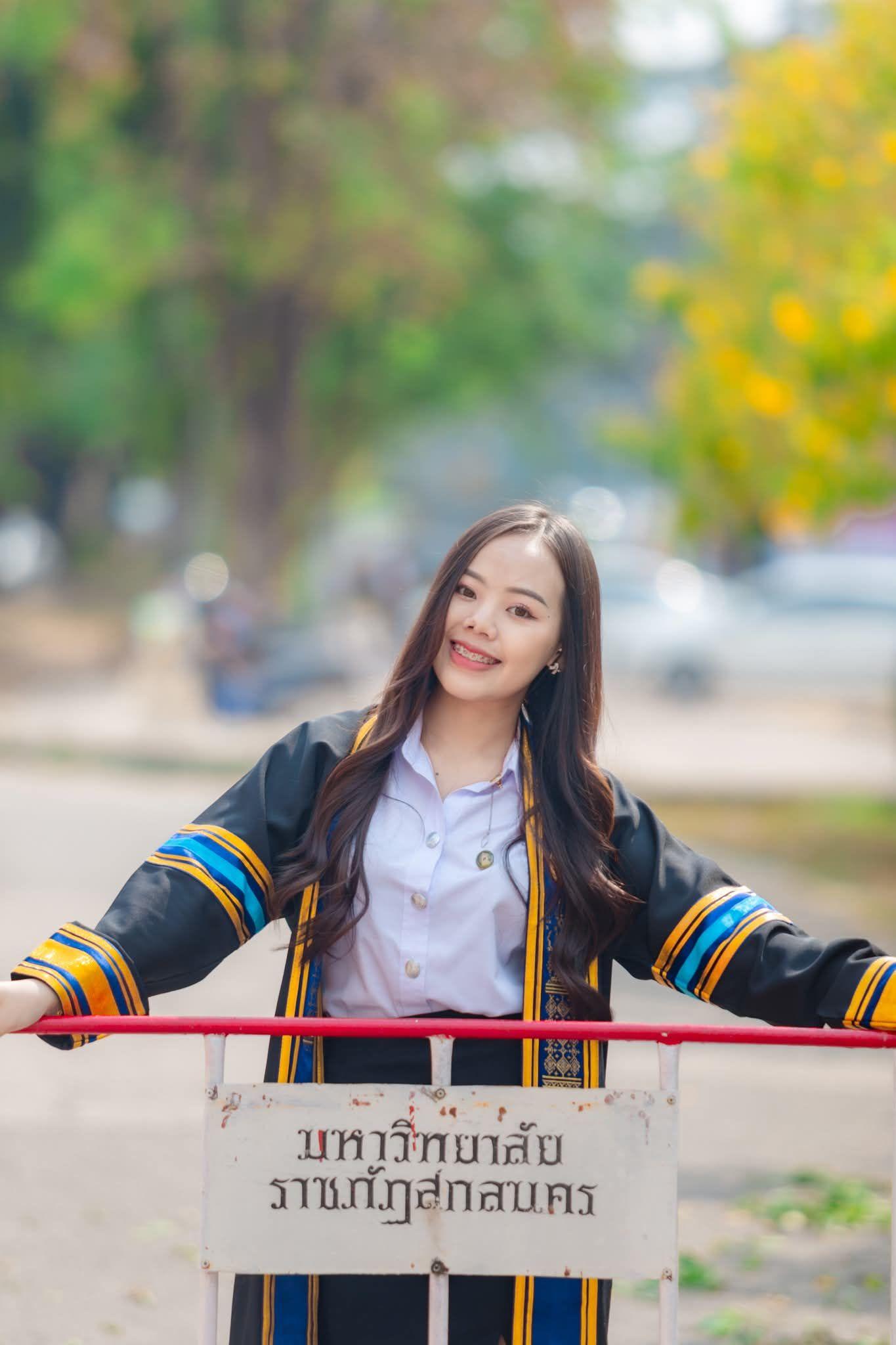 ผลงานรับปริญญา มหาวิทยาลัยราชภัฏสกลนคร โดย นิวถ่ายรูปให้หน่อย ภาพที่ 5