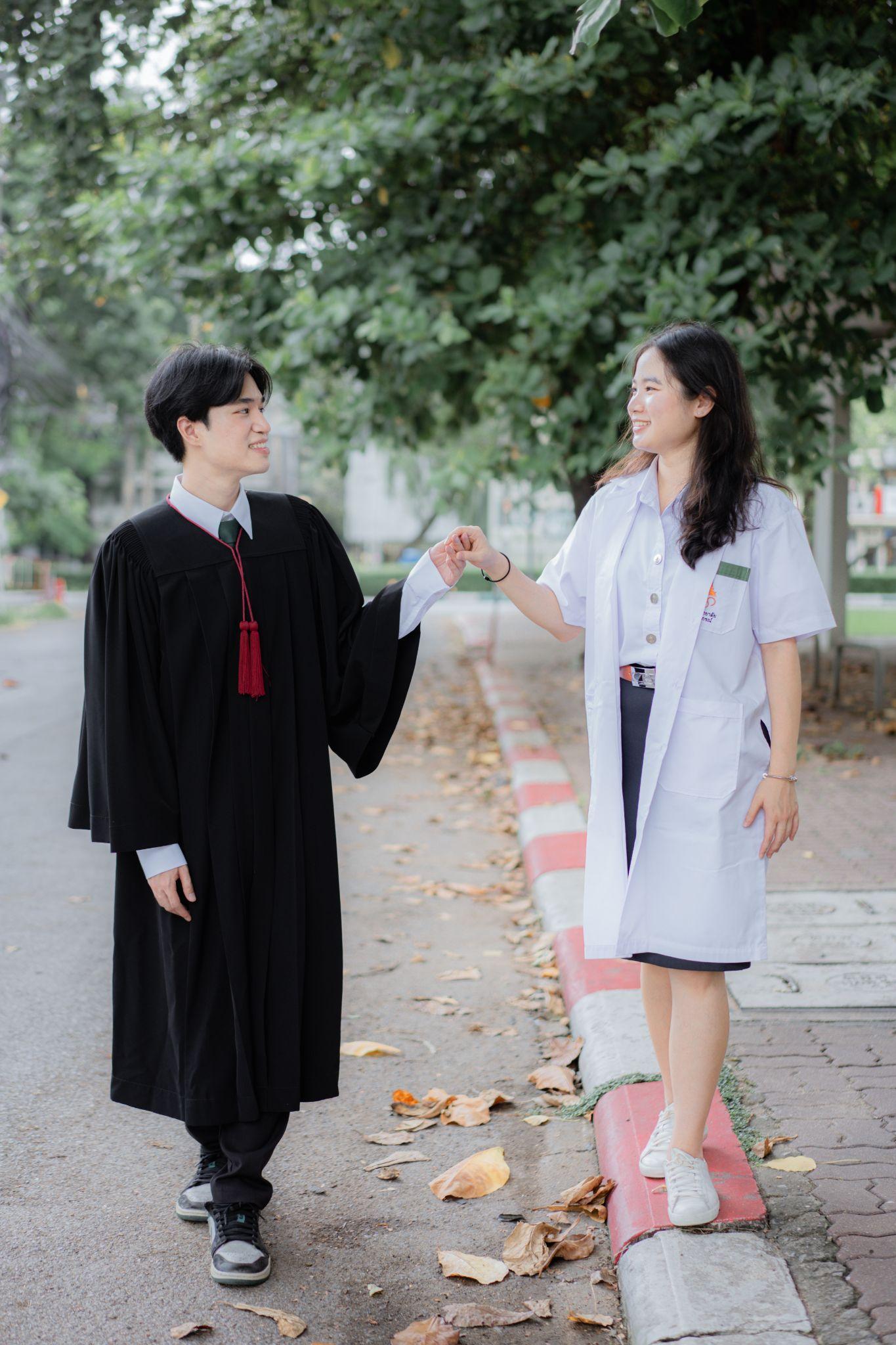 ผลงานรับปริญญา มหาวิทยาลัยเกษตรศาสตร์ โดย WAVE_ArisWgallery ภาพที่ 4