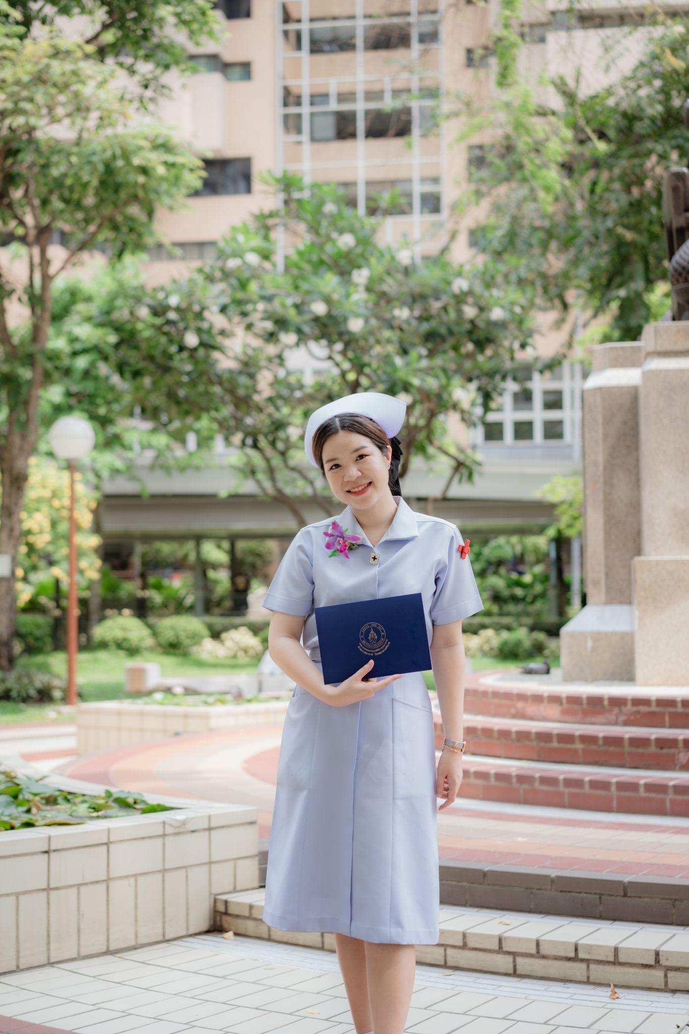 ผลงานรับปริญญา สถาบันการพยาบาลศรีสวรินทิราสภากาชาดไทย โดย WAVE_ArisWgallery ภาพที่ 8
