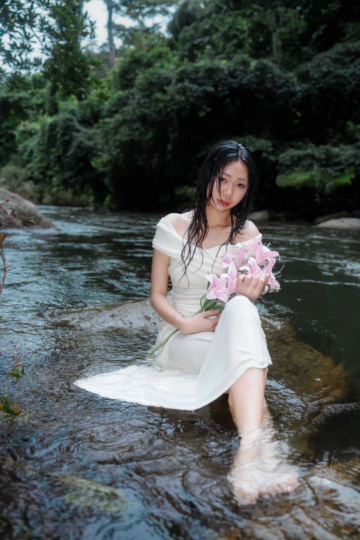 ผลงานรับปริญญา มหาวิทยาลัยกรุงเทพ โดย WAVE_ArisWgallery ภาพที่ 20