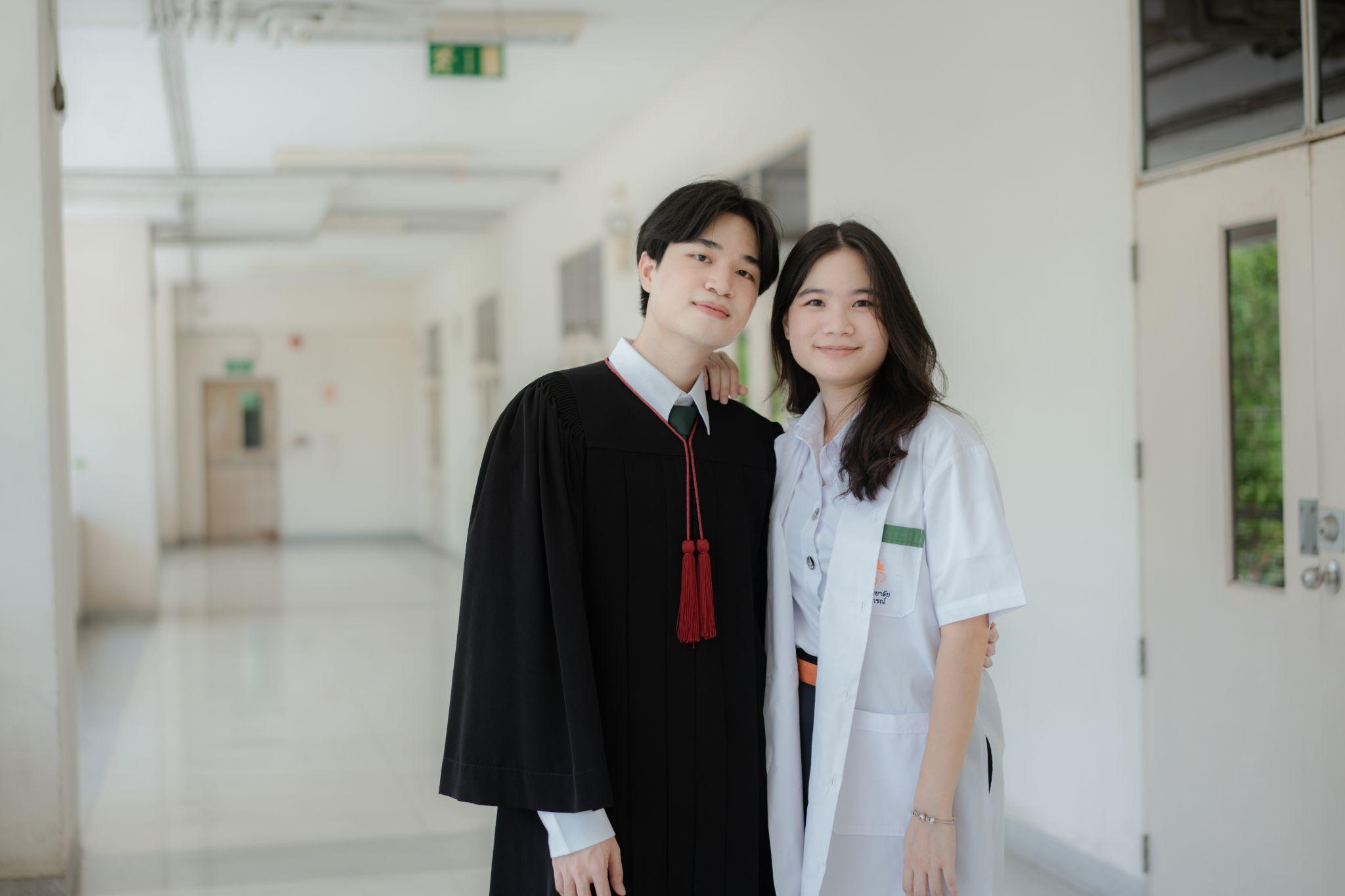 ผลงานรับปริญญา มหาวิทยาลัยเกษตรศาสตร์ โดย WAVE_ArisWgallery ภาพที่ 2