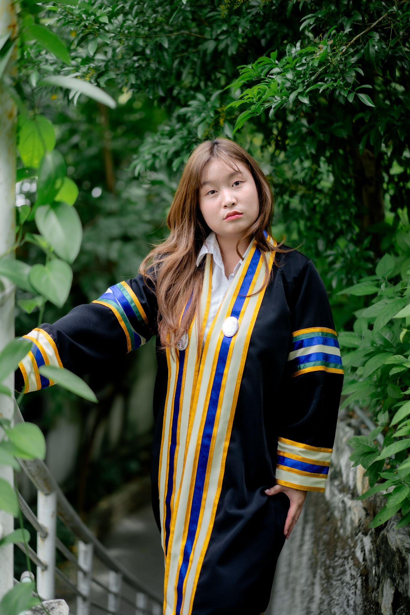 ผลงานรับปริญญา มหาวิทยาลัยราชภัฏพระนคร โดย WAVE_ArisWgallery ภาพที่ 2