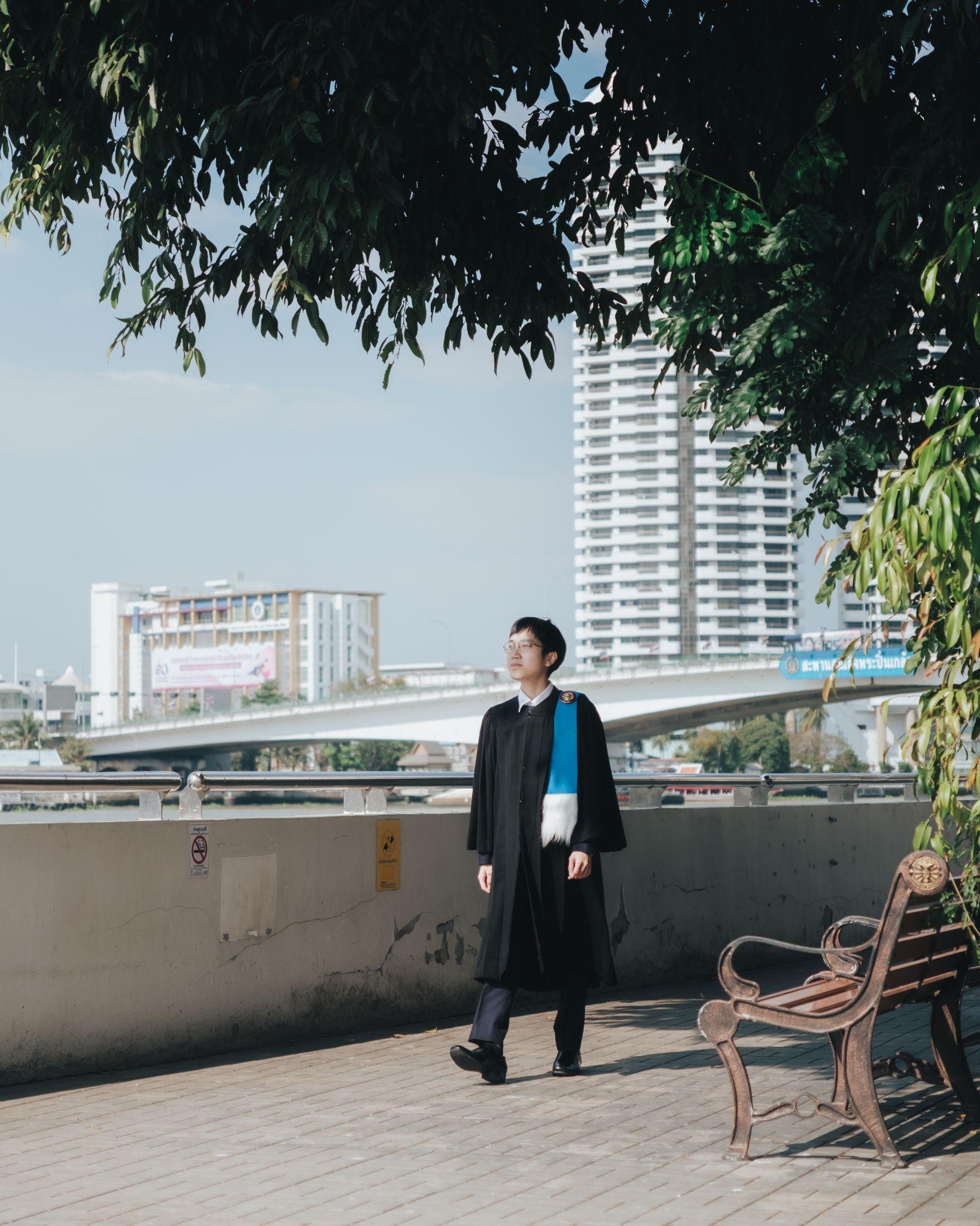 ผลงานรับปริญญา มหาวิทยาลัยธรรมศาสตร์ โดย Fip.709 ภาพที่ 4