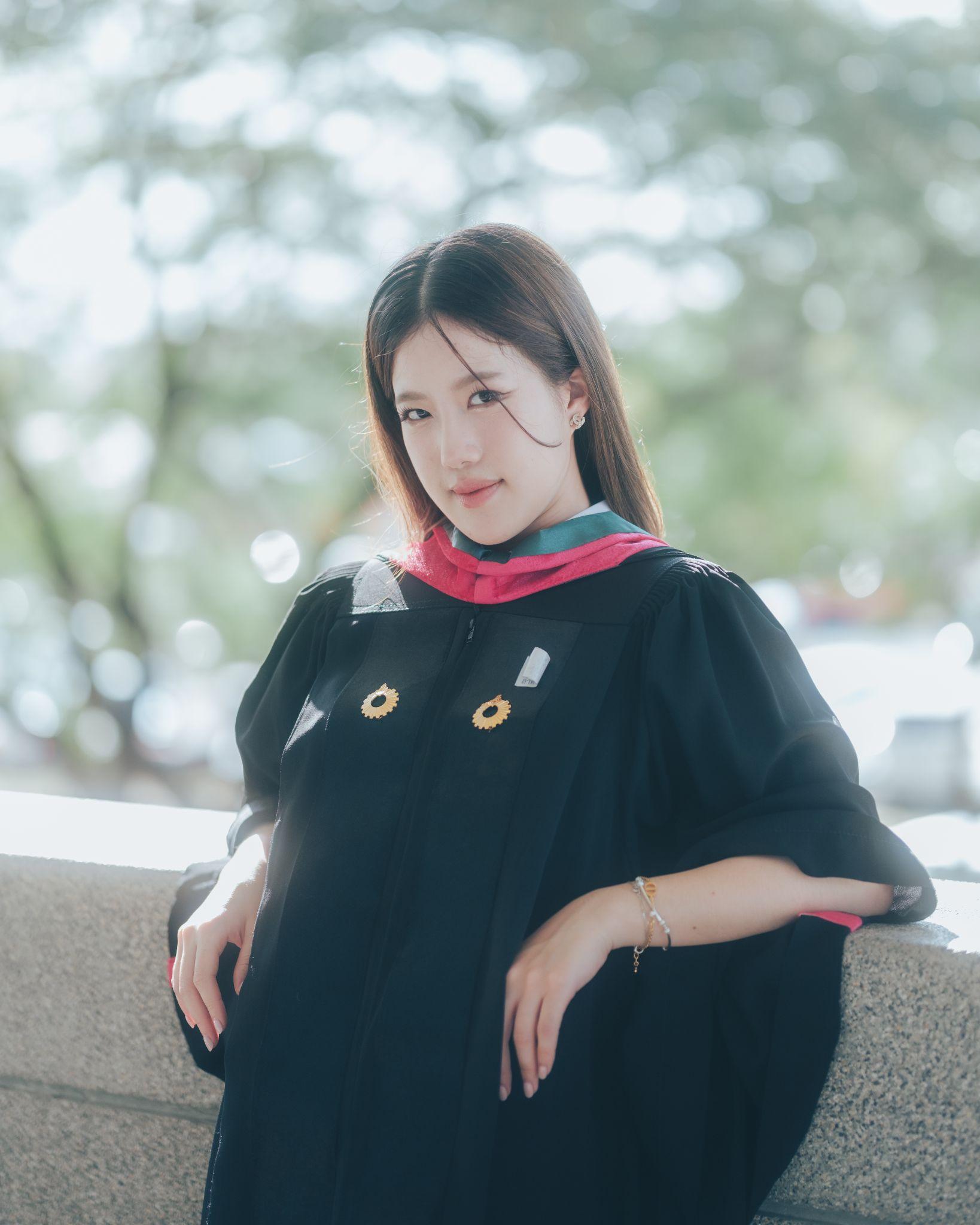 ผลงานรับปริญญา มหาวิทยาลัยรังสิต โดย Fip.709 ภาพที่ 4