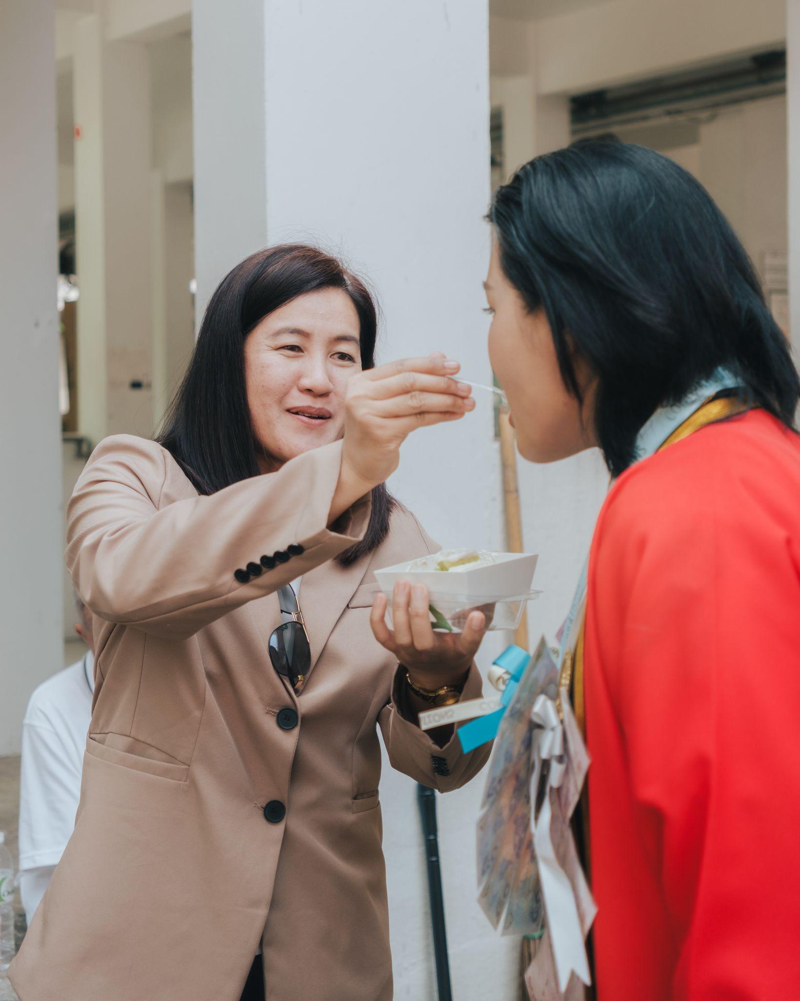 ผลงานรับปริญญา สถาบันเทคโนโลยีพระจอมเกล้าเจ้าคุณทหารลาดกระบัง โดย Fip.709 ภาพที่ 14