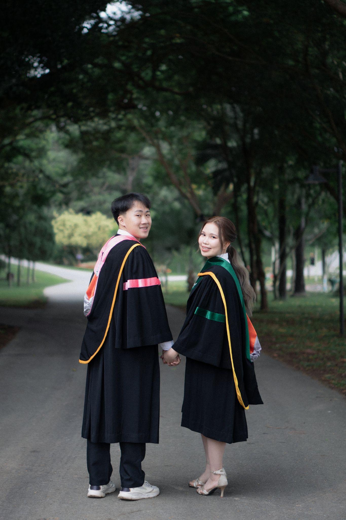 ผลงานรับปริญญา มหาวิทยาลัยราชภัฏเชียงราย โดย Our.Cloud ภาพที่ 2