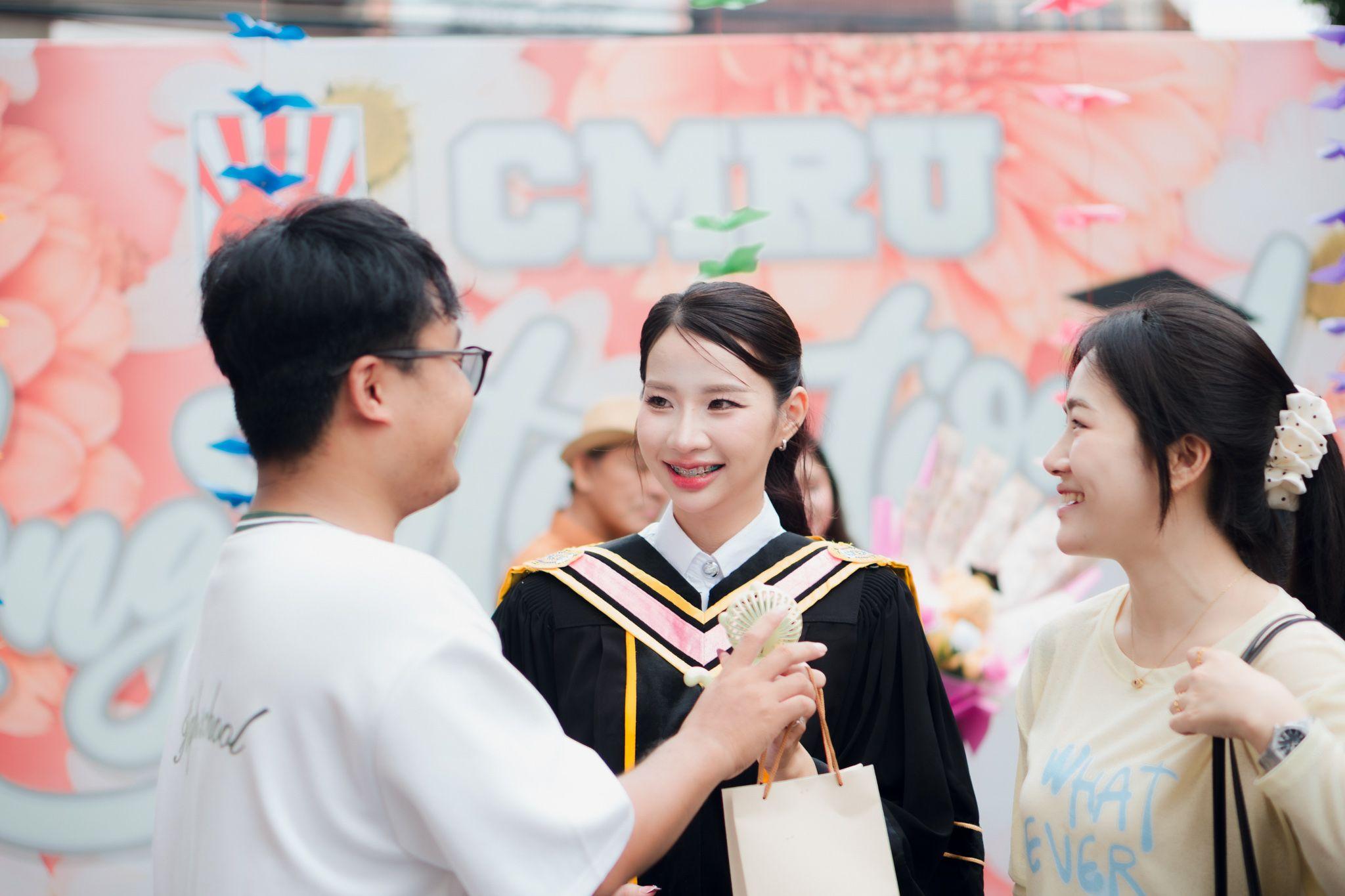 ผลงานรับปริญญา มหาวิทยาลัยราชภัฏเชียงใหม่ โดย Our.Cloud ภาพที่ 18