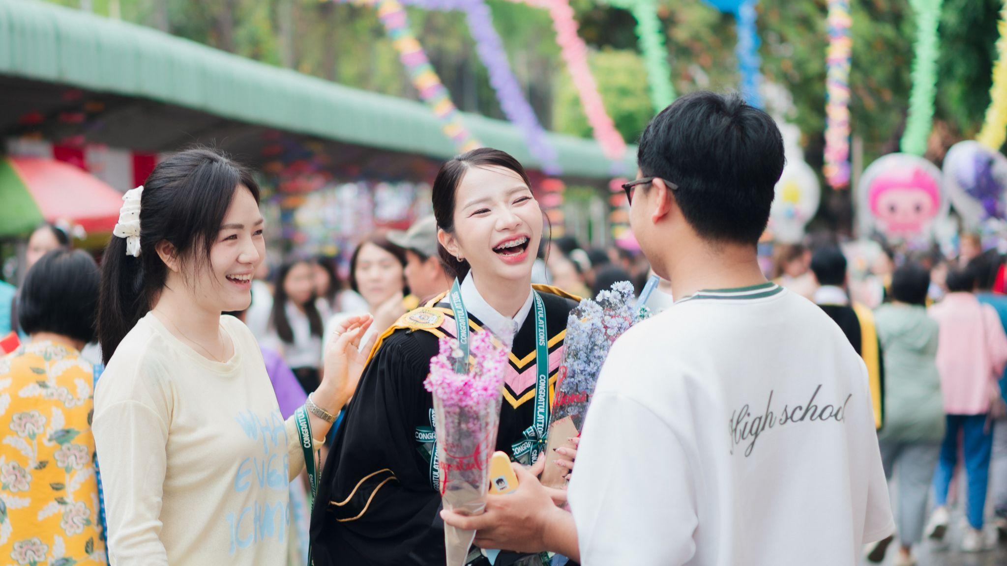 ผลงานรับปริญญา มหาวิทยาลัยราชภัฏเชียงใหม่ โดย Our.Cloud ภาพที่ 11