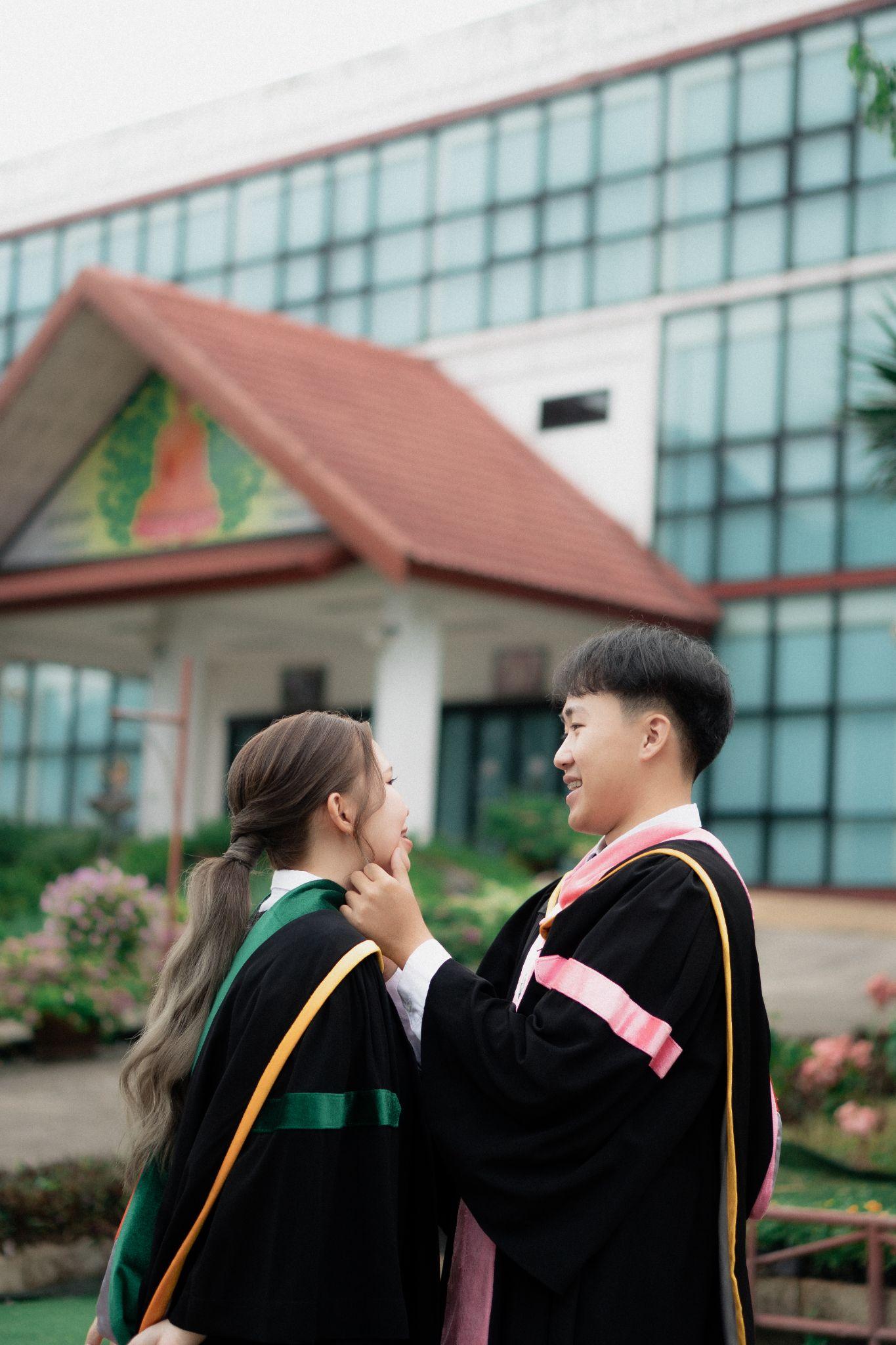 ผลงานรับปริญญา มหาวิทยาลัยราชภัฏเชียงราย โดย Our.Cloud ภาพที่ 4