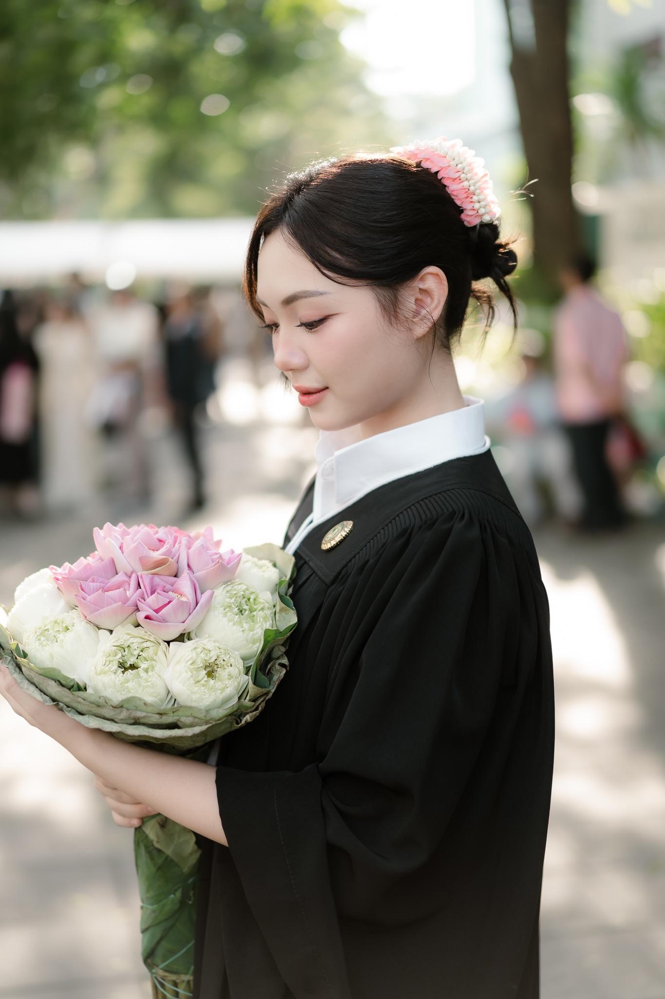 ผลงานรับปริญญา มหาวิทยาลัยเกษตรศาสตร์ โดย Noiselab ภาพที่ 8