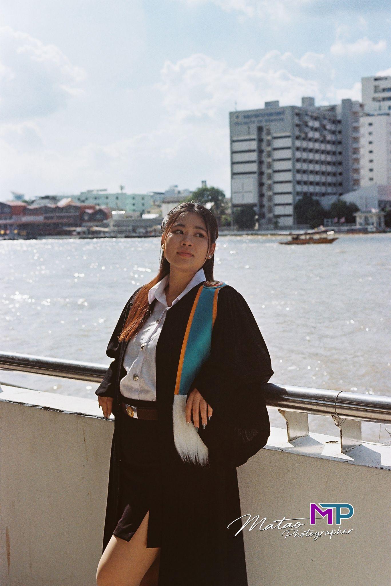 ผลงานรับปริญญา มหาวิทยาลัยธรรมศาสตร์ โดย ช่างภาพมะเต๋า ภาพที่ 5