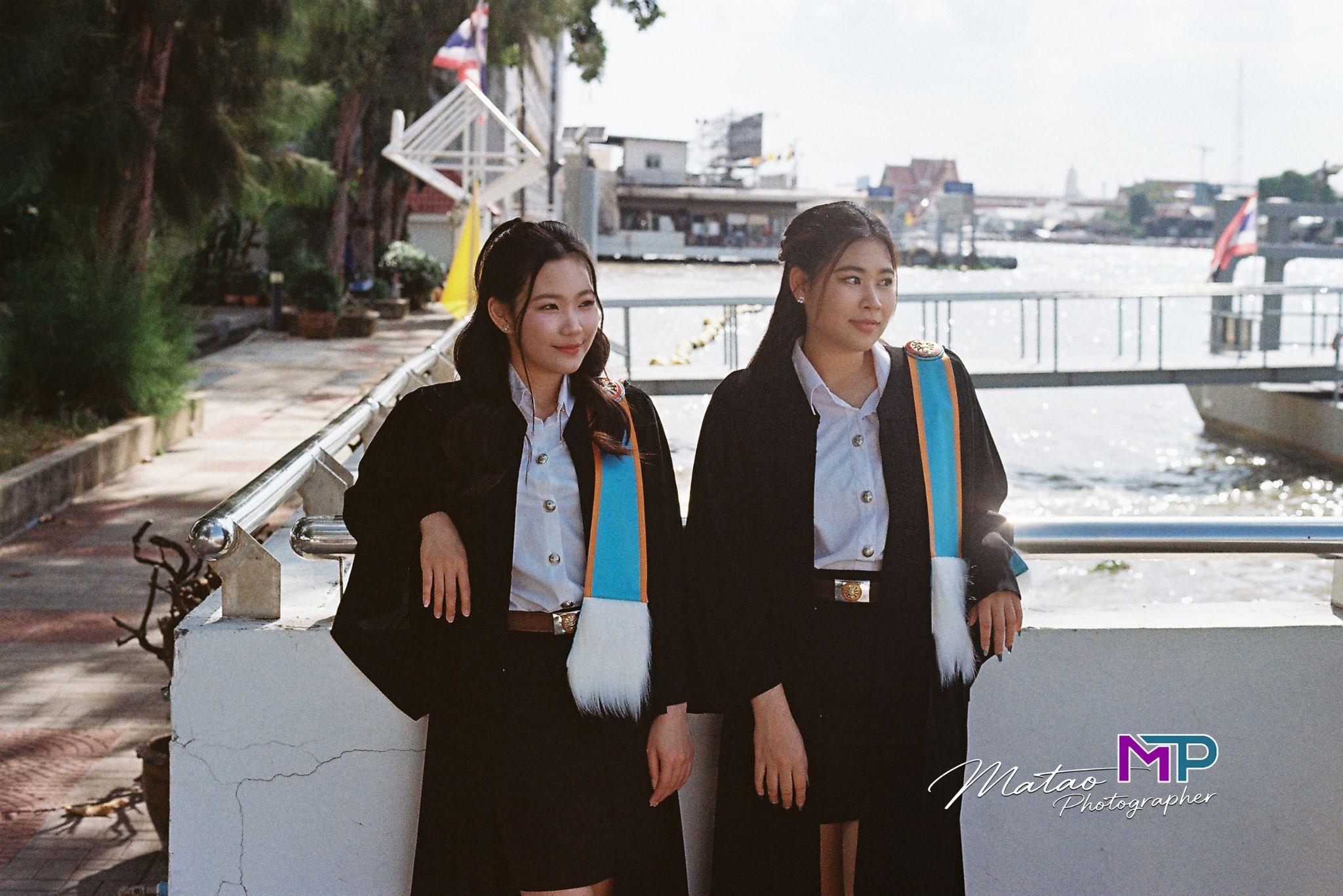 ผลงานรับปริญญา มหาวิทยาลัยธรรมศาสตร์ โดย ช่างภาพมะเต๋า ภาพที่ 1
