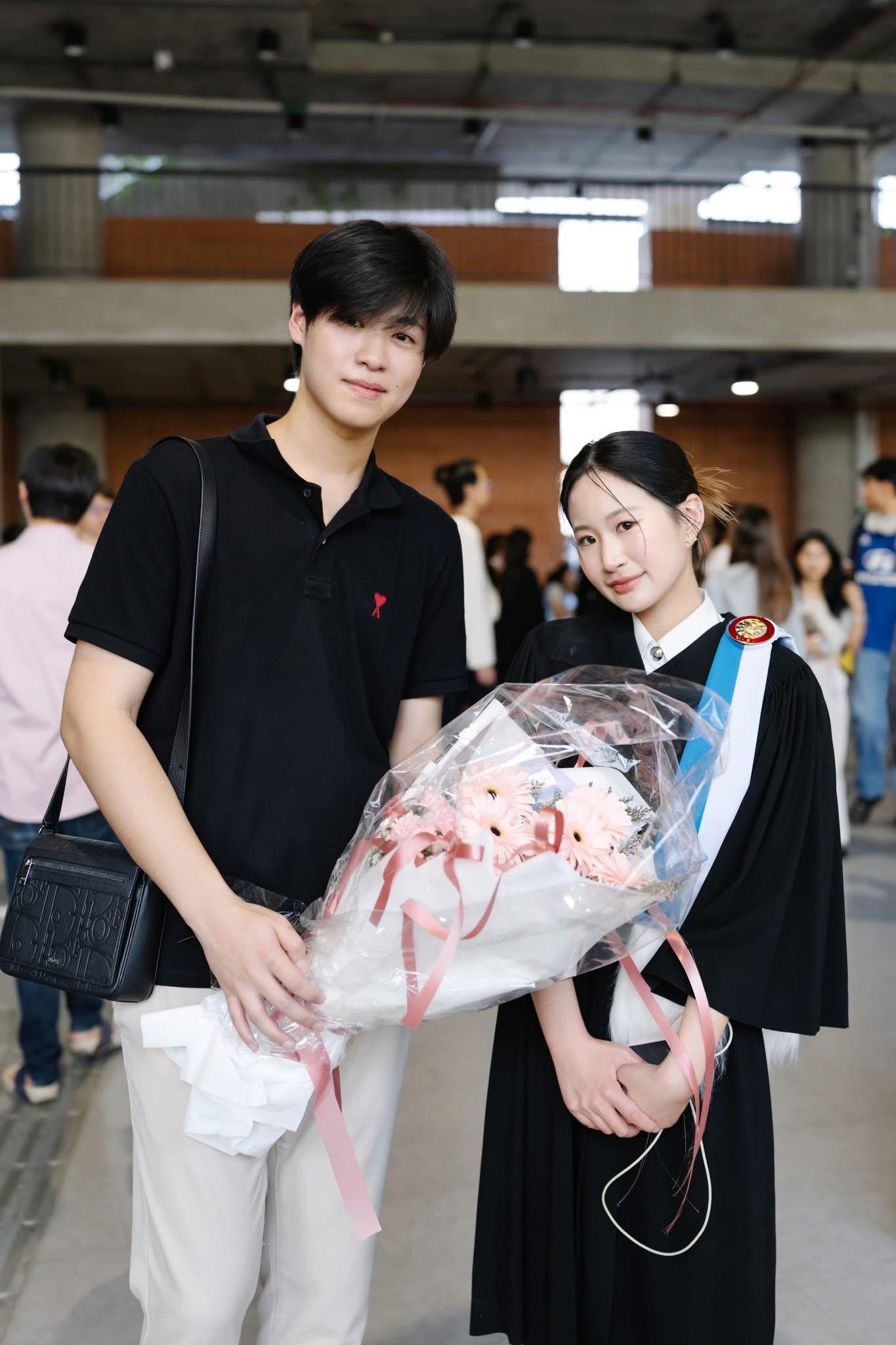 ผลงานรับปริญญา มหาวิทยาลัยธรรมศาสตร์ โดย SaoFly ภาพที่ 11